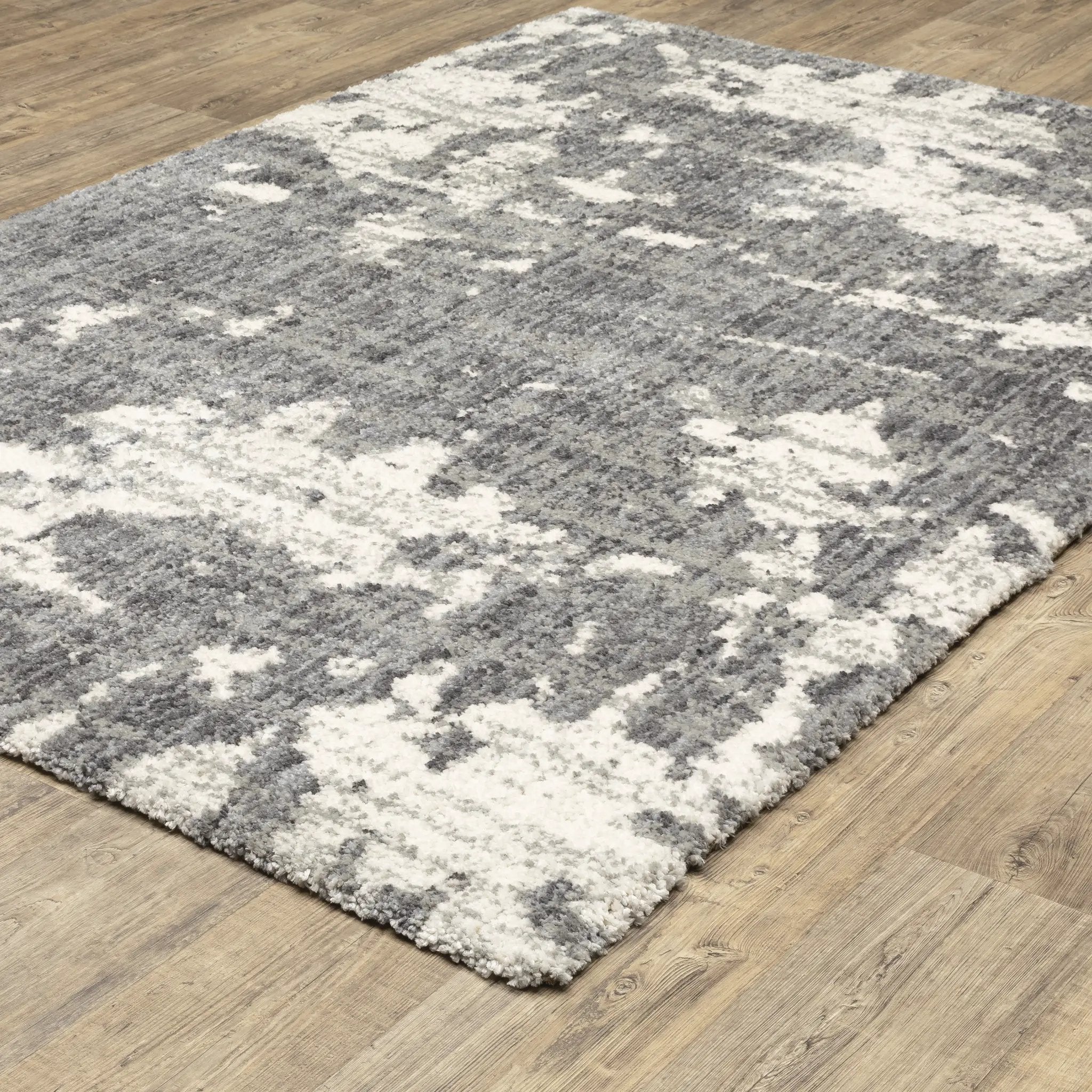 Aspen 003H9 Grey/ Ivory Area Rug by Oriental Weavers