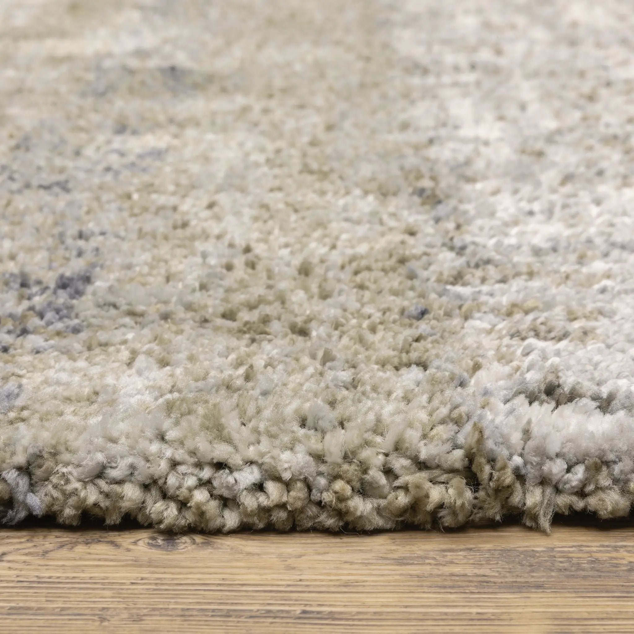 Aspen 530J9 Grey/ Ivory Area Rug by Oriental Weavers