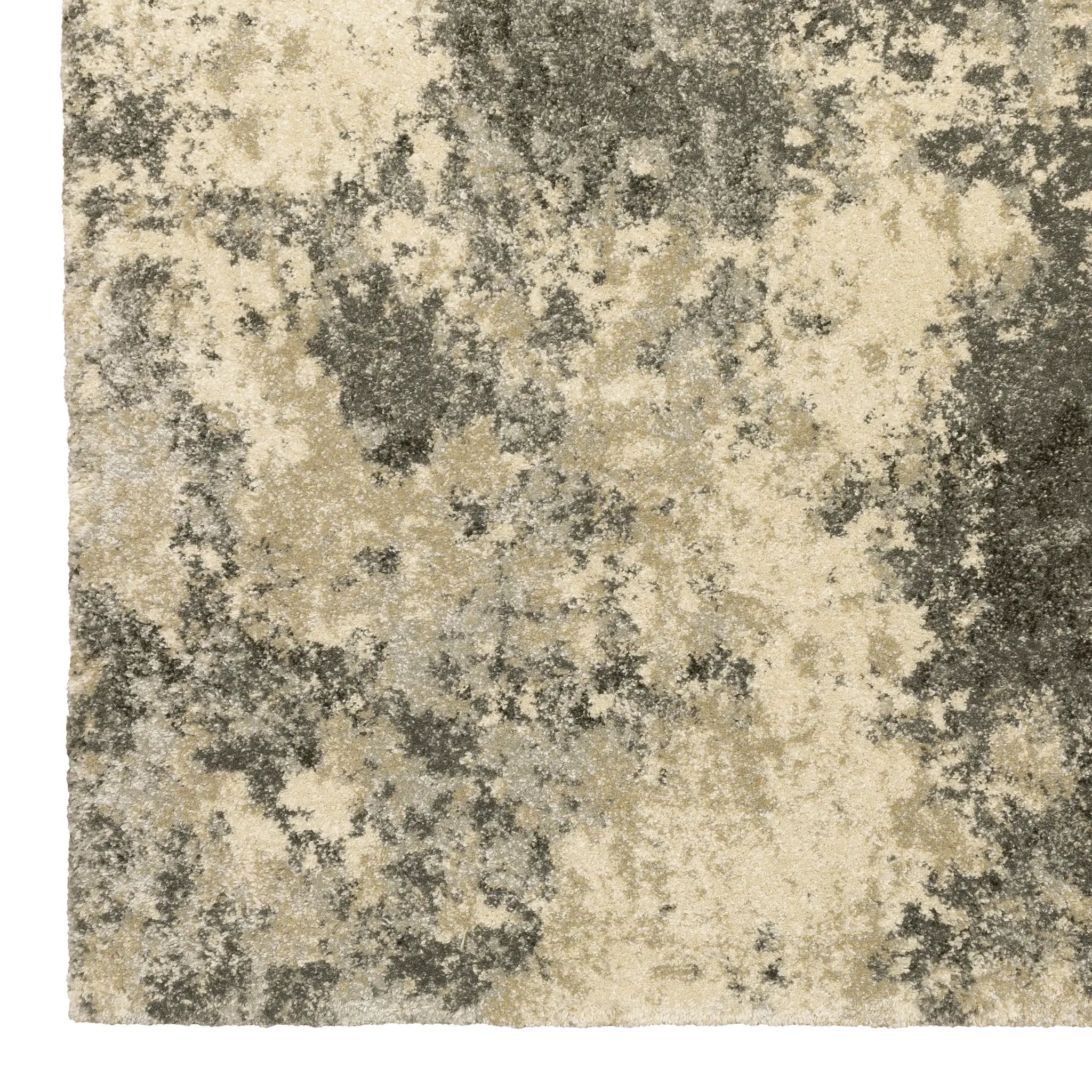 Astor 7150D Grey/ Beige Area Rug by Oriental Weavers