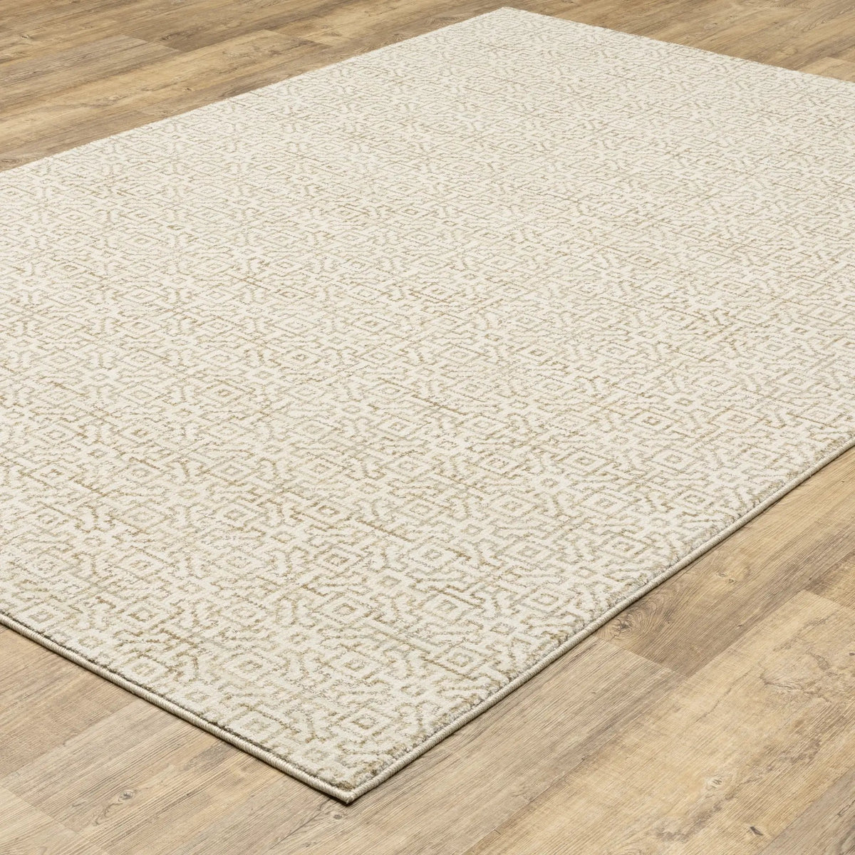 Atlas 3721G Ivory/ Beige Area Rug by Oriental Weavers