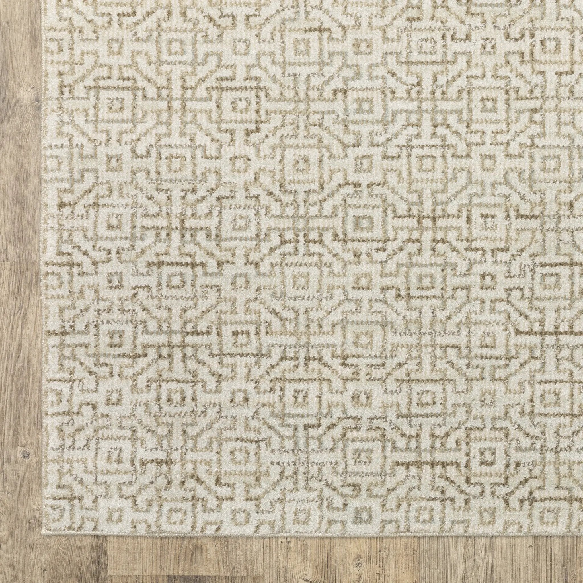 Atlas 3721G Ivory/ Beige Area Rug by Oriental Weavers
