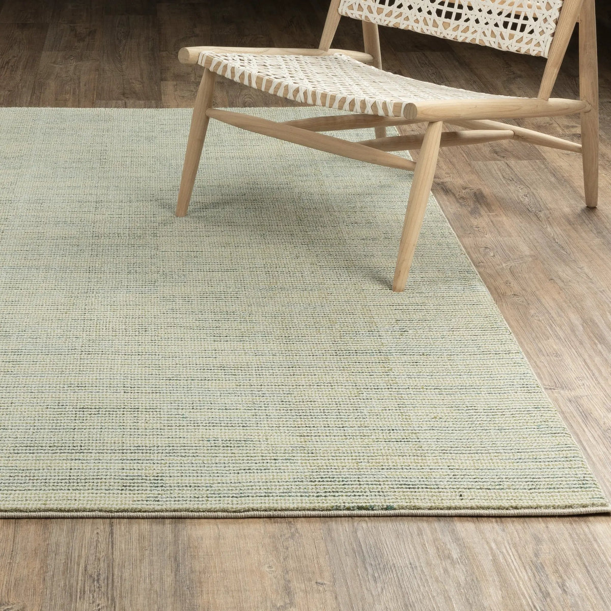Atlas 3723U Ivory/ Blue Area Rug by Oriental Weavers