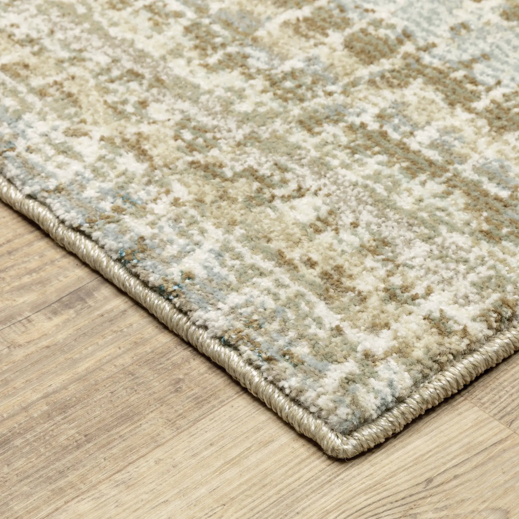 Atlas 747E0 Ivory/ Grey Area Rug by Oriental Weavers
