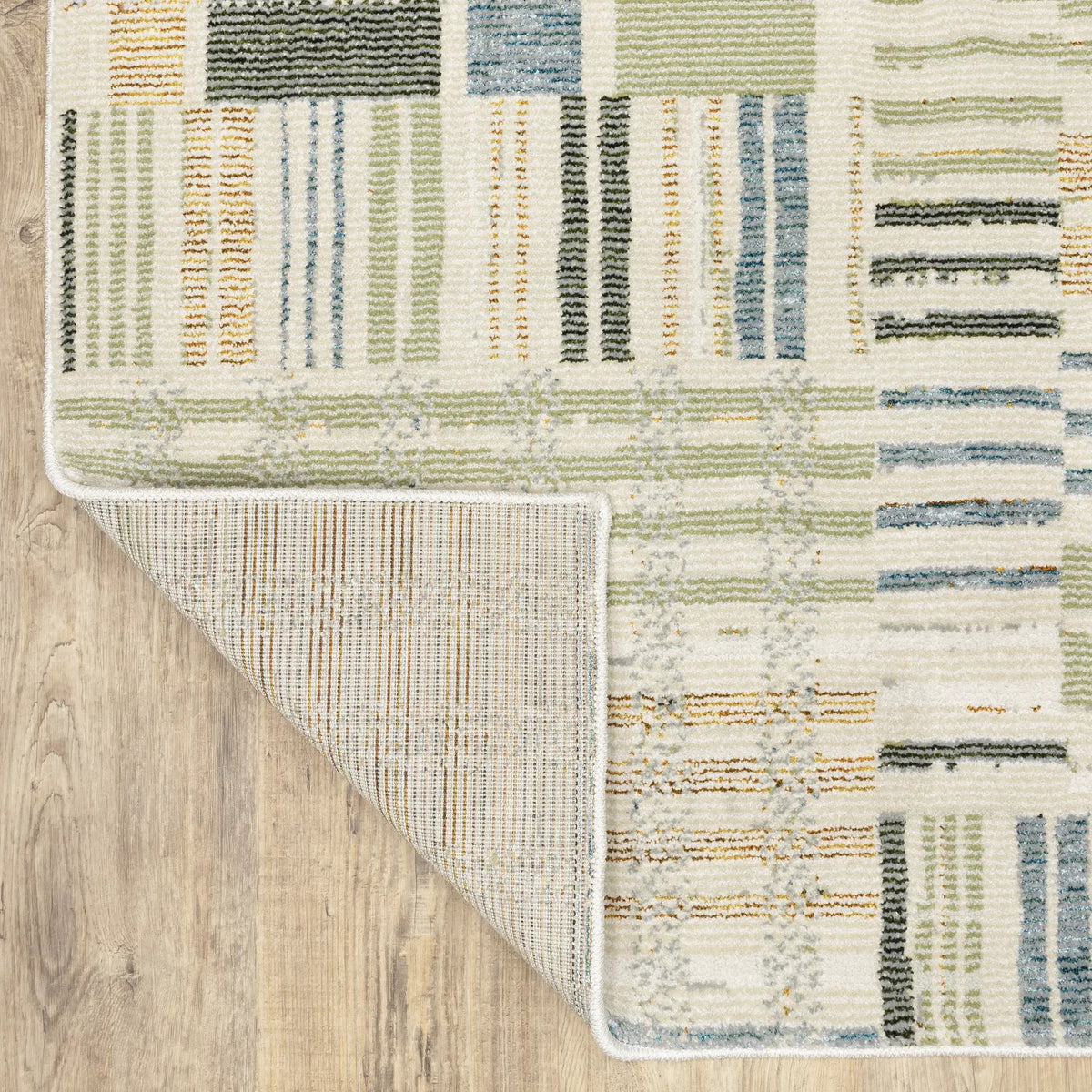Atlas 752E0 Blue/ Green Area Rug by Oriental Weavers