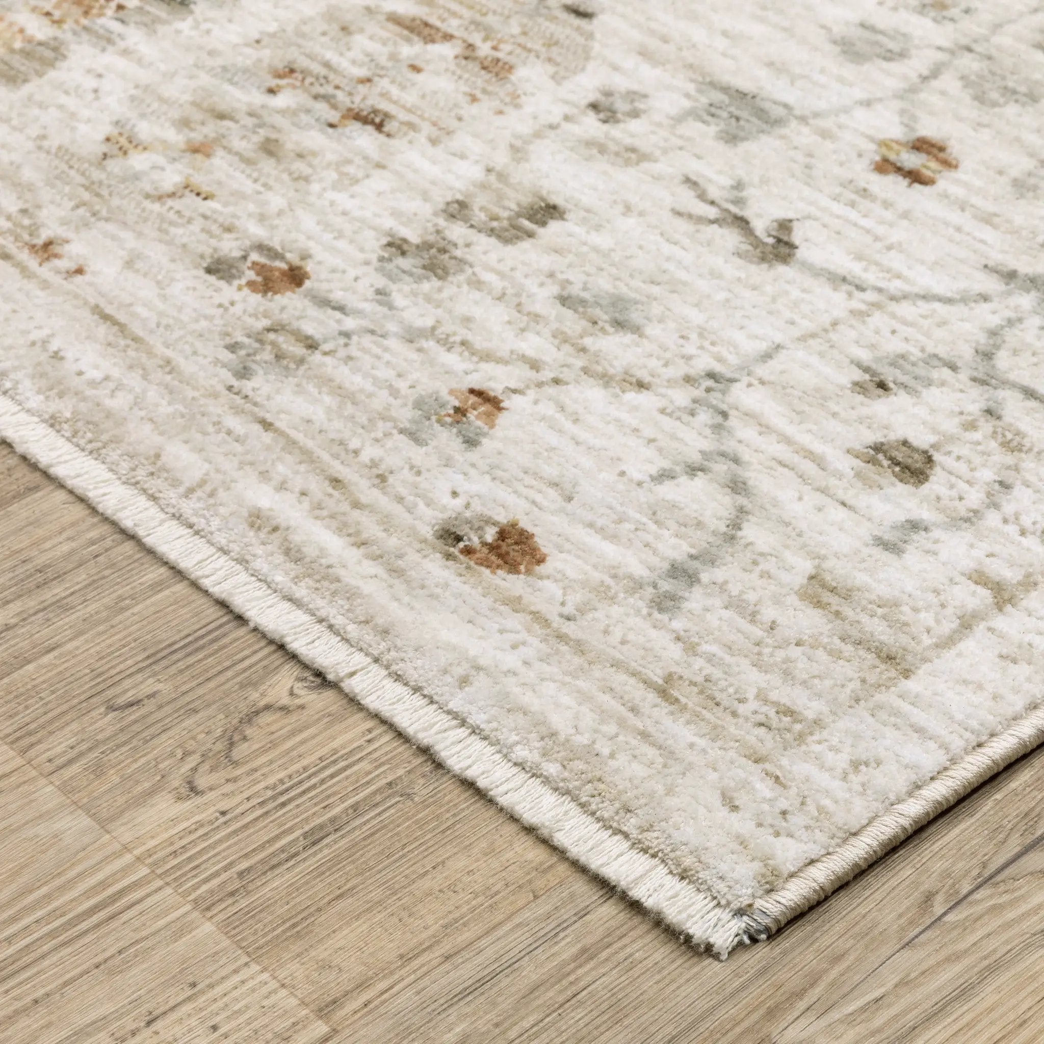 Avalon AVA01 Ivory/ Beige Area Rug by Oriental Weavers