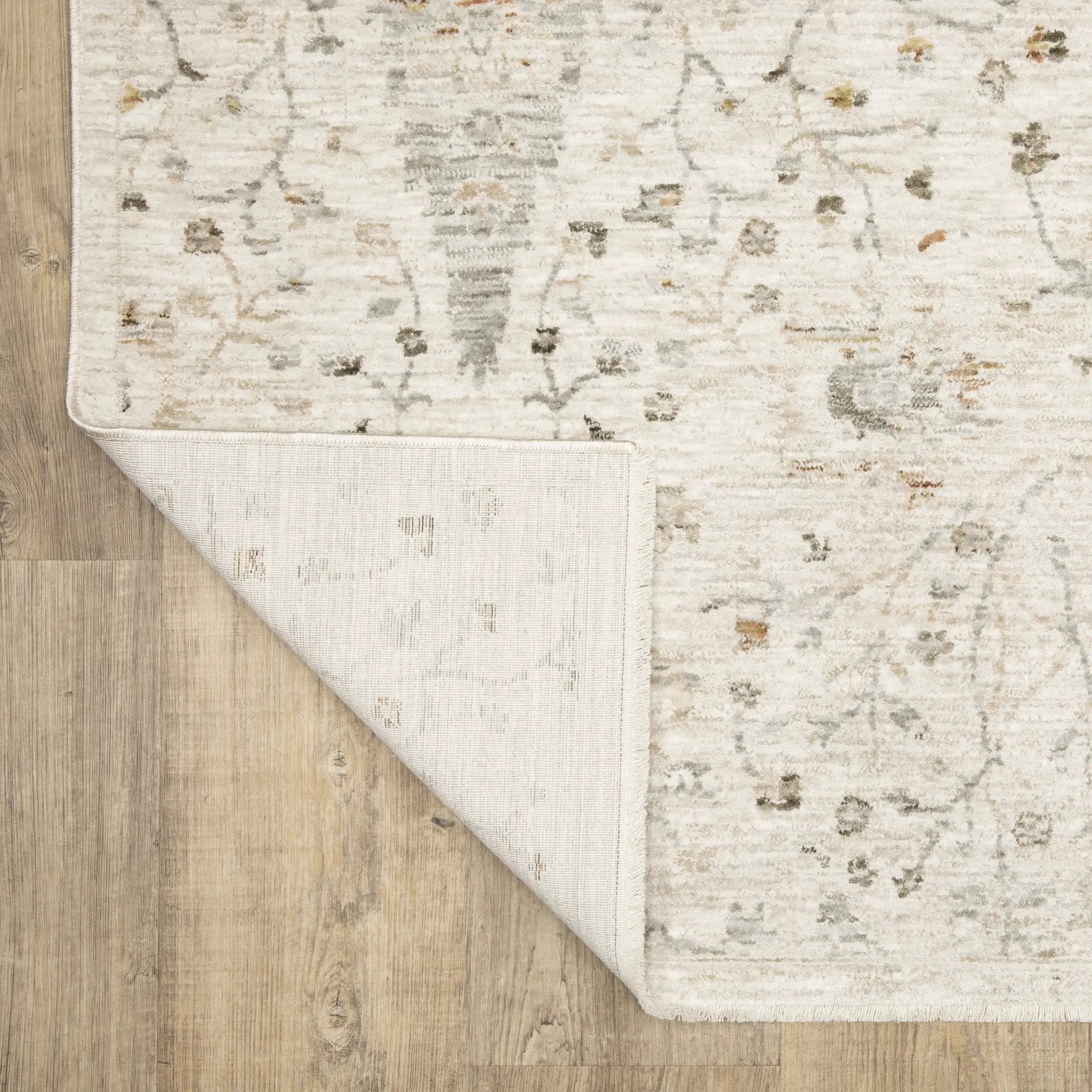 Avalon AVA01 Ivory/ Beige Area Rug by Oriental Weavers