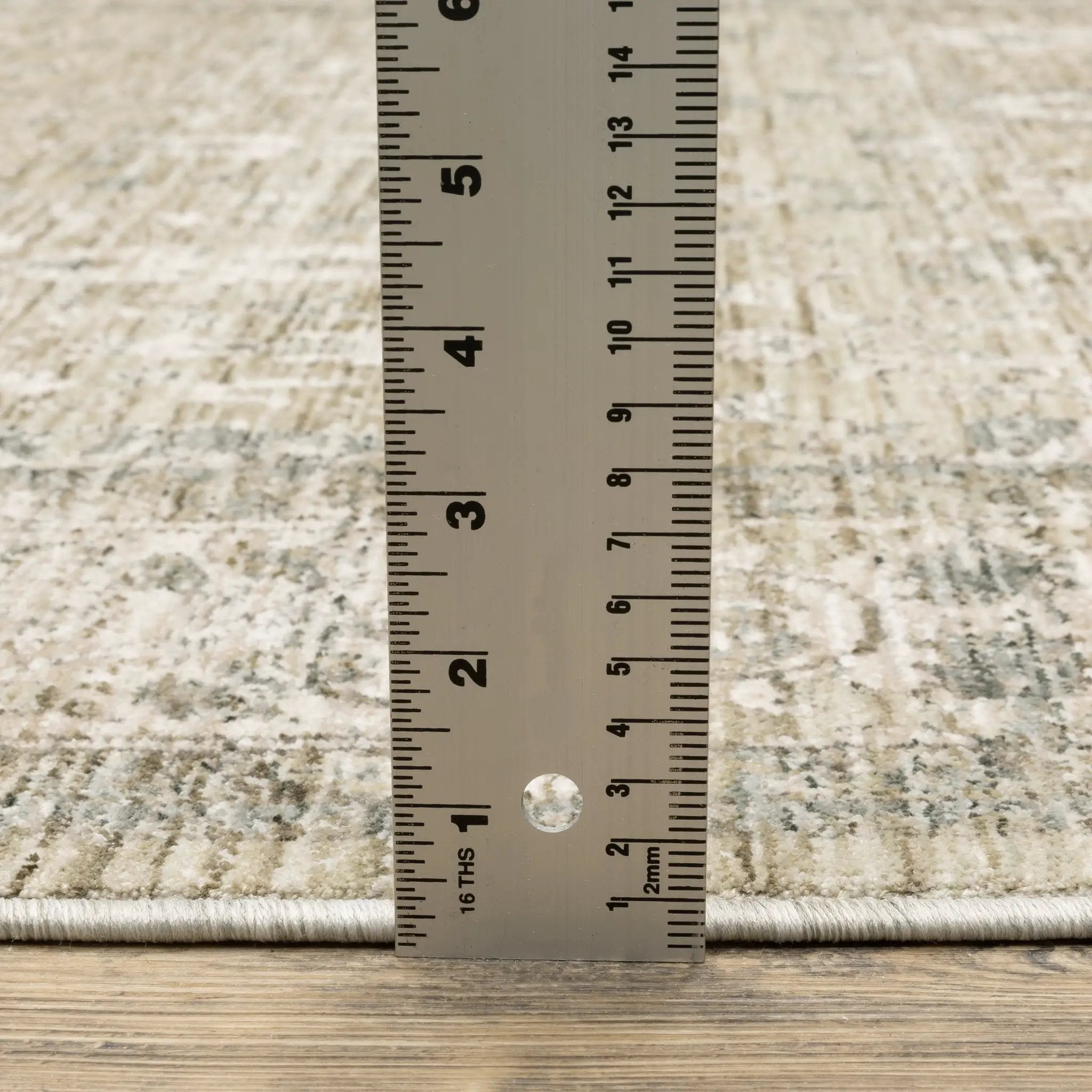 Avalon AVA03 Beige/ Grey Area Rug by Oriental Weavers