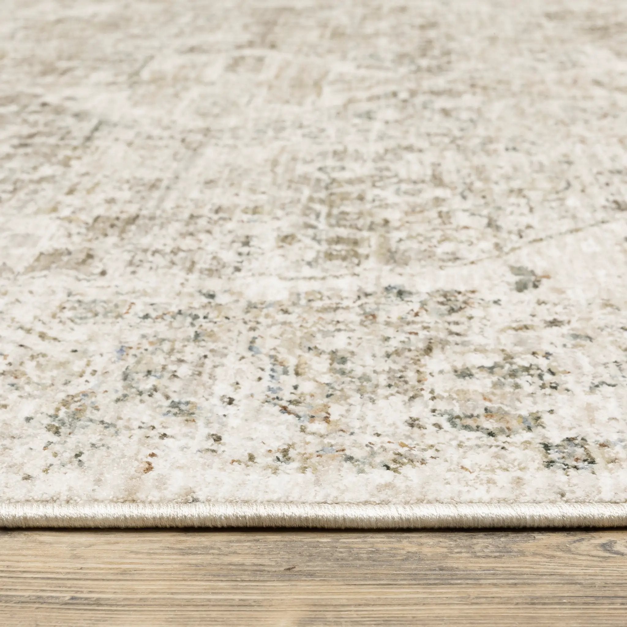 Avalon AVA08 Beige/ Grey Area Rug by Oriental Weavers