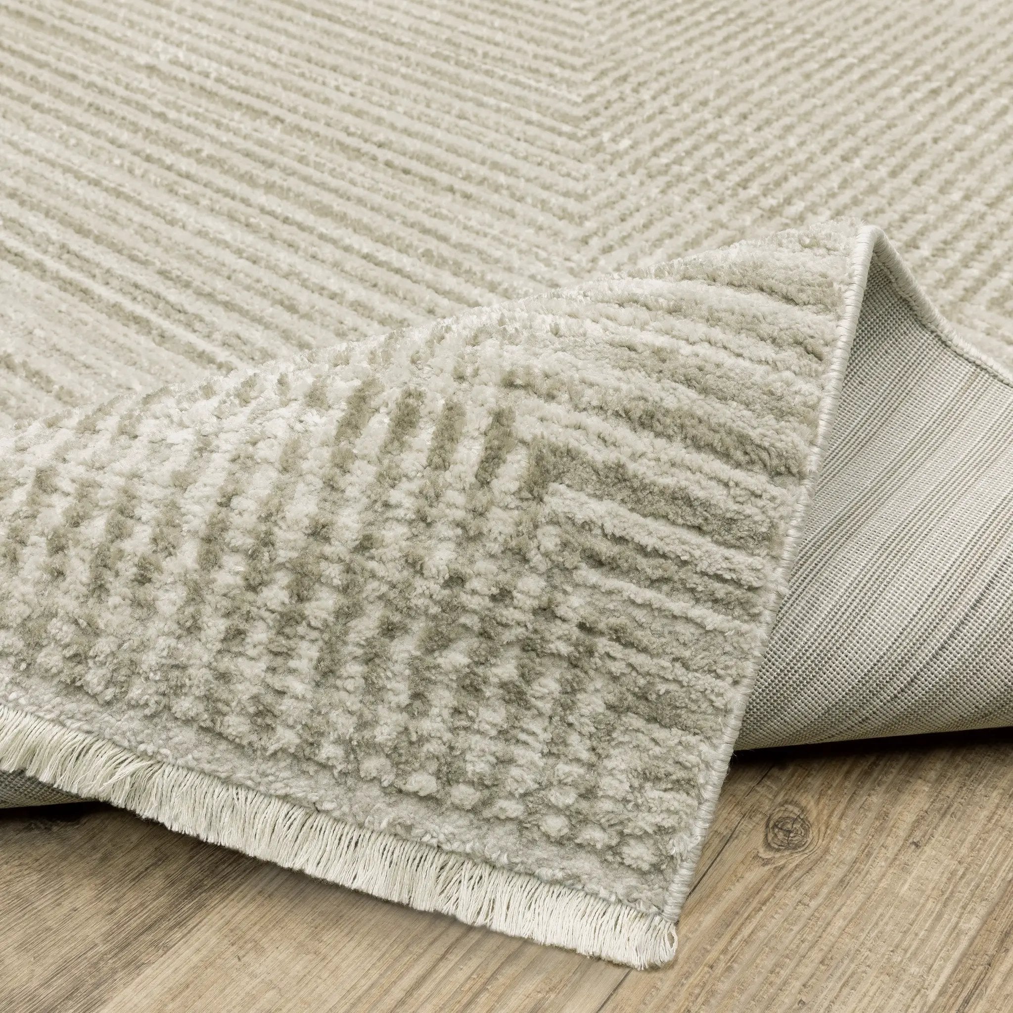 Bauer 4150E Beige/ Ivory Area Rug by Oriental Weavers