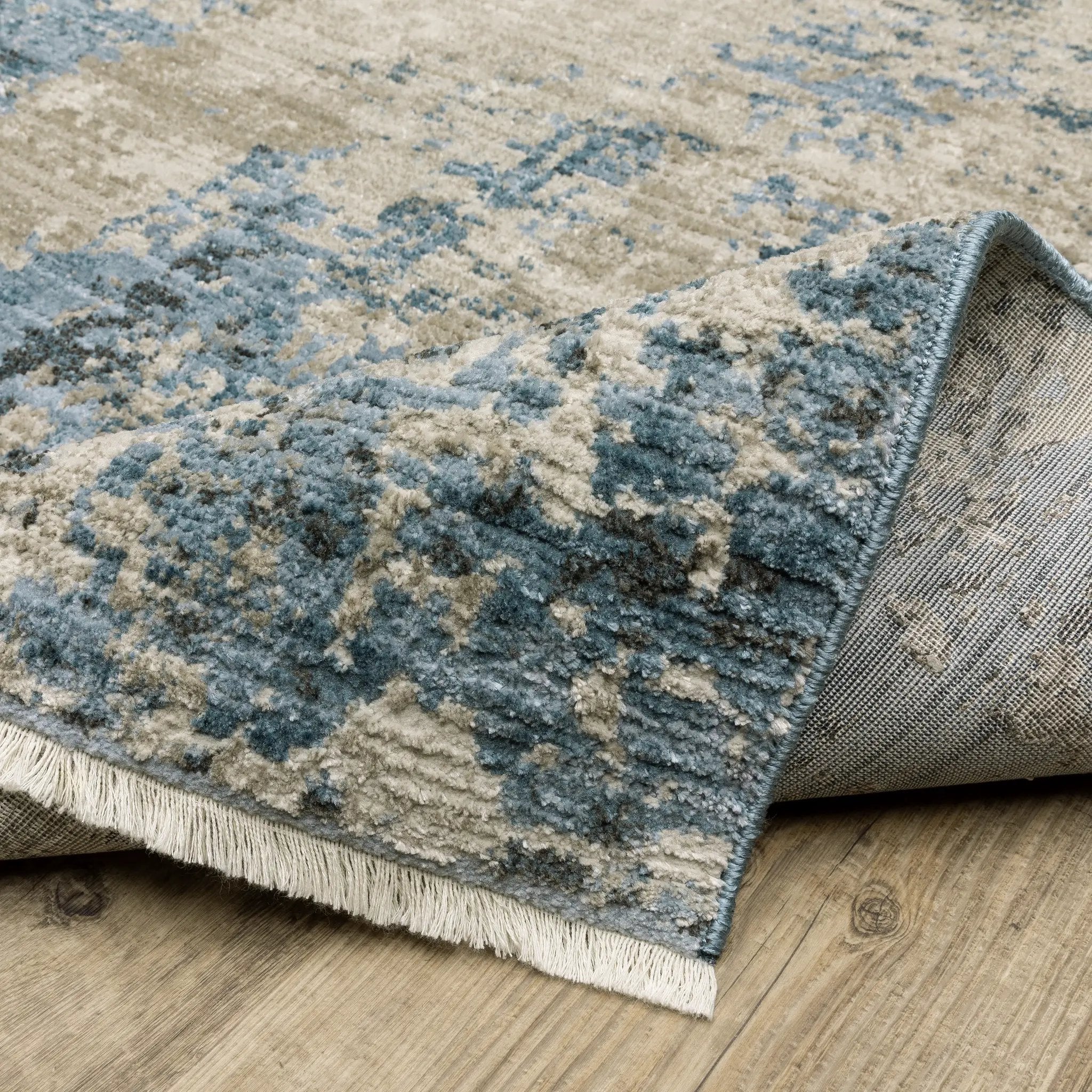 Bauer 041L2 Blue/ Beige Area Rug by Oriental Weavers