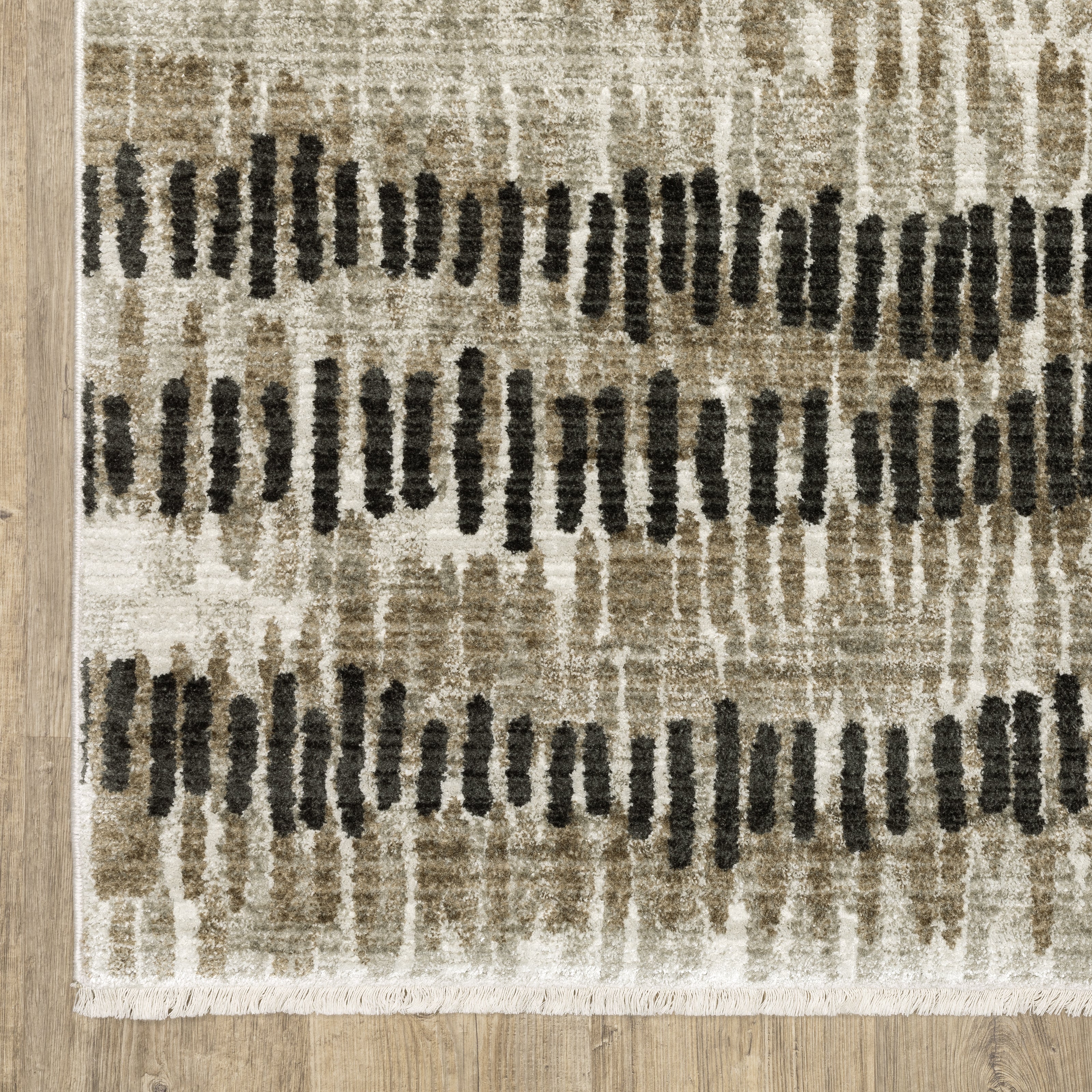 Oriental Weavers Bauer 8120D plush modern rug featuring abstract pattern in beige/ charcoal tones