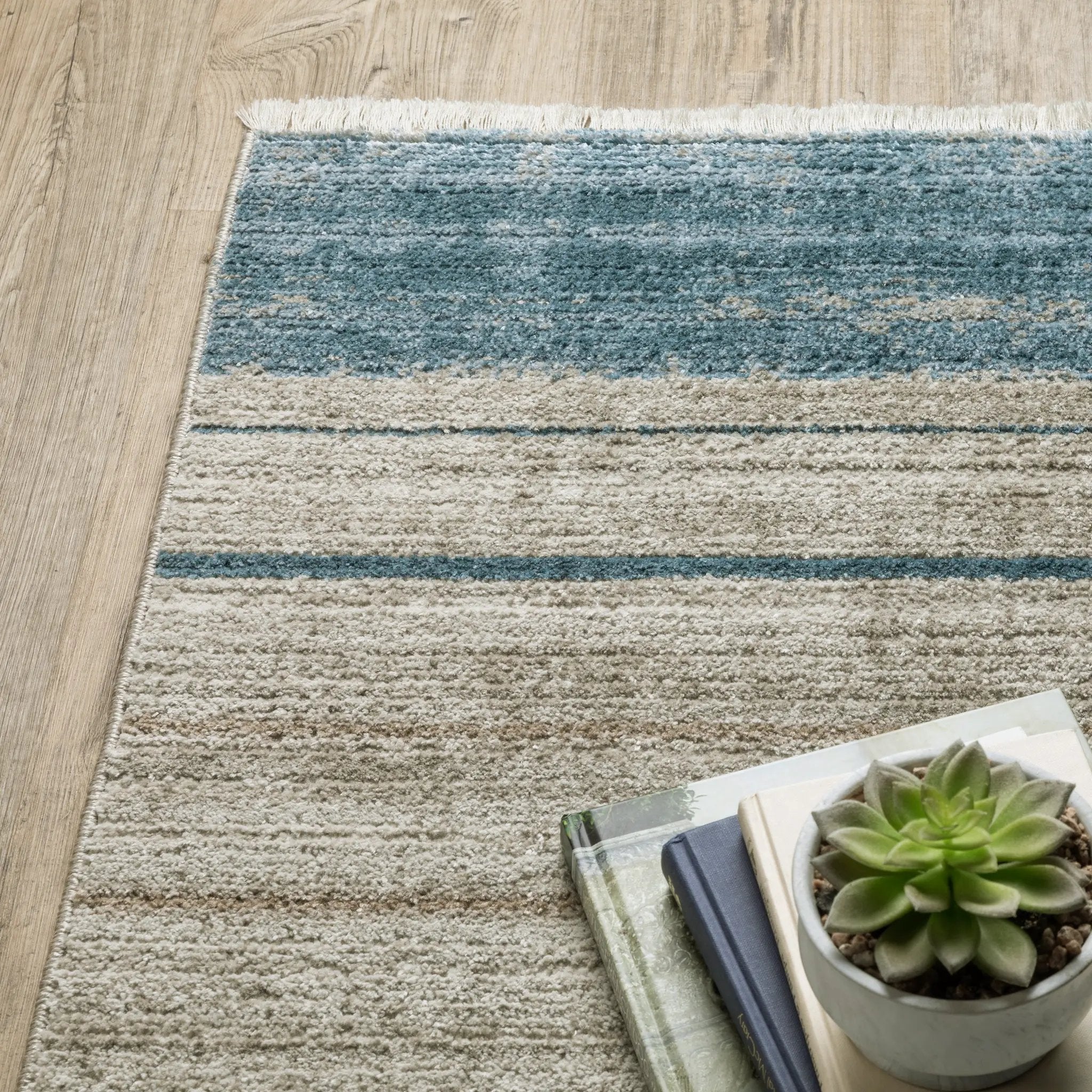 Bauer 090B2 Blue/ Beige Area Rug by Oriental Weavers