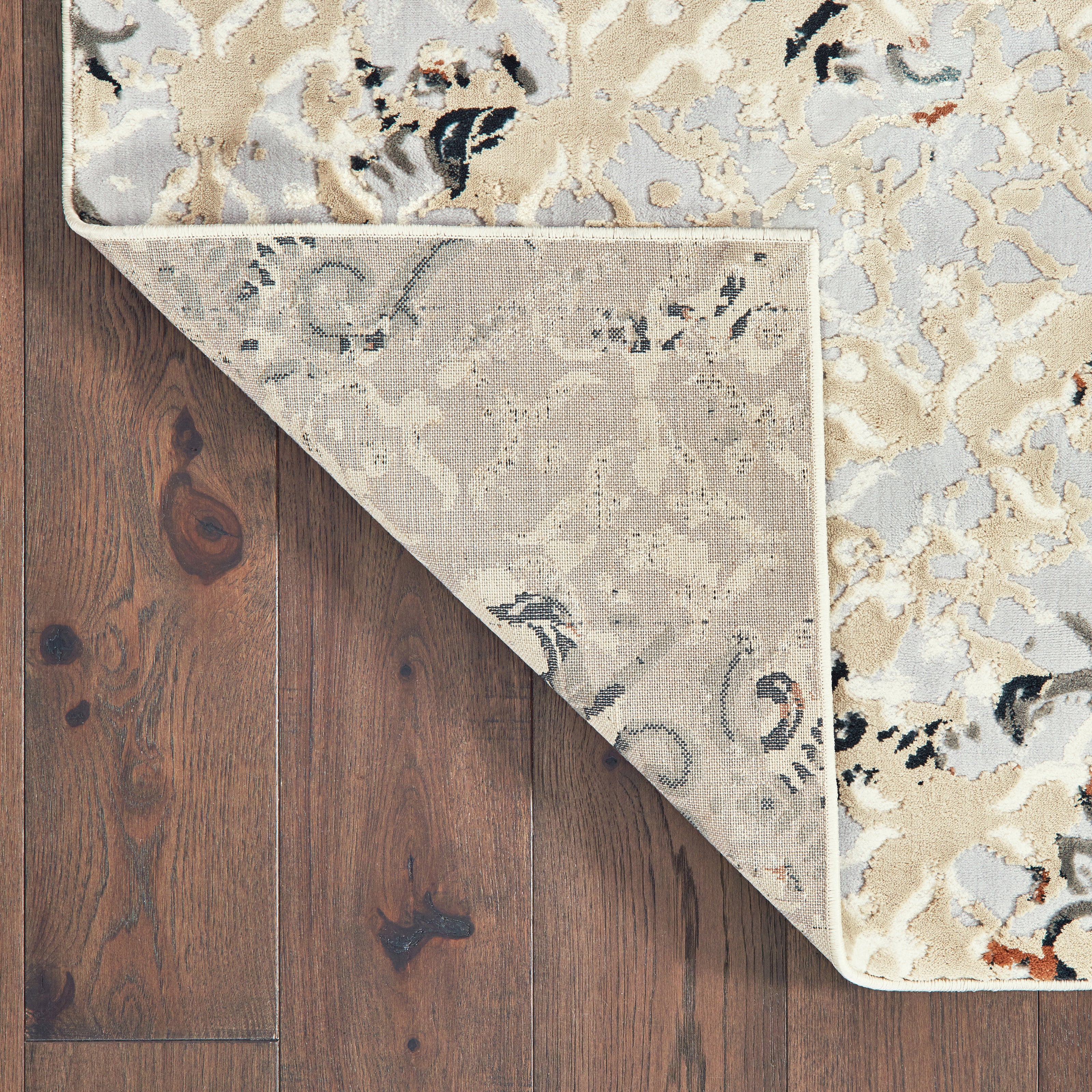 Oriental Weavers Bowen 108W2 soft transitional rug featuring textured design in grey/ gold tones