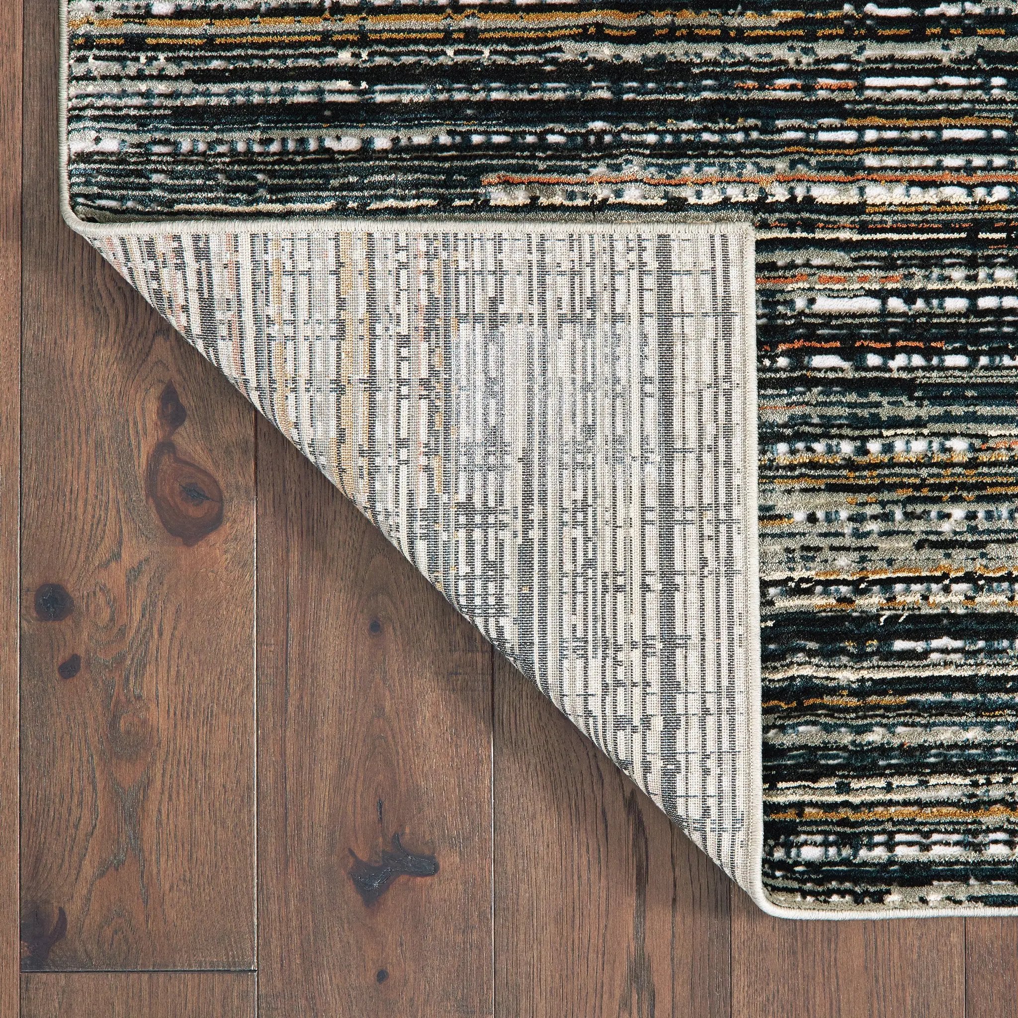 Bowen 1332H Black/ Navy Area Rug by Oriental Weavers
