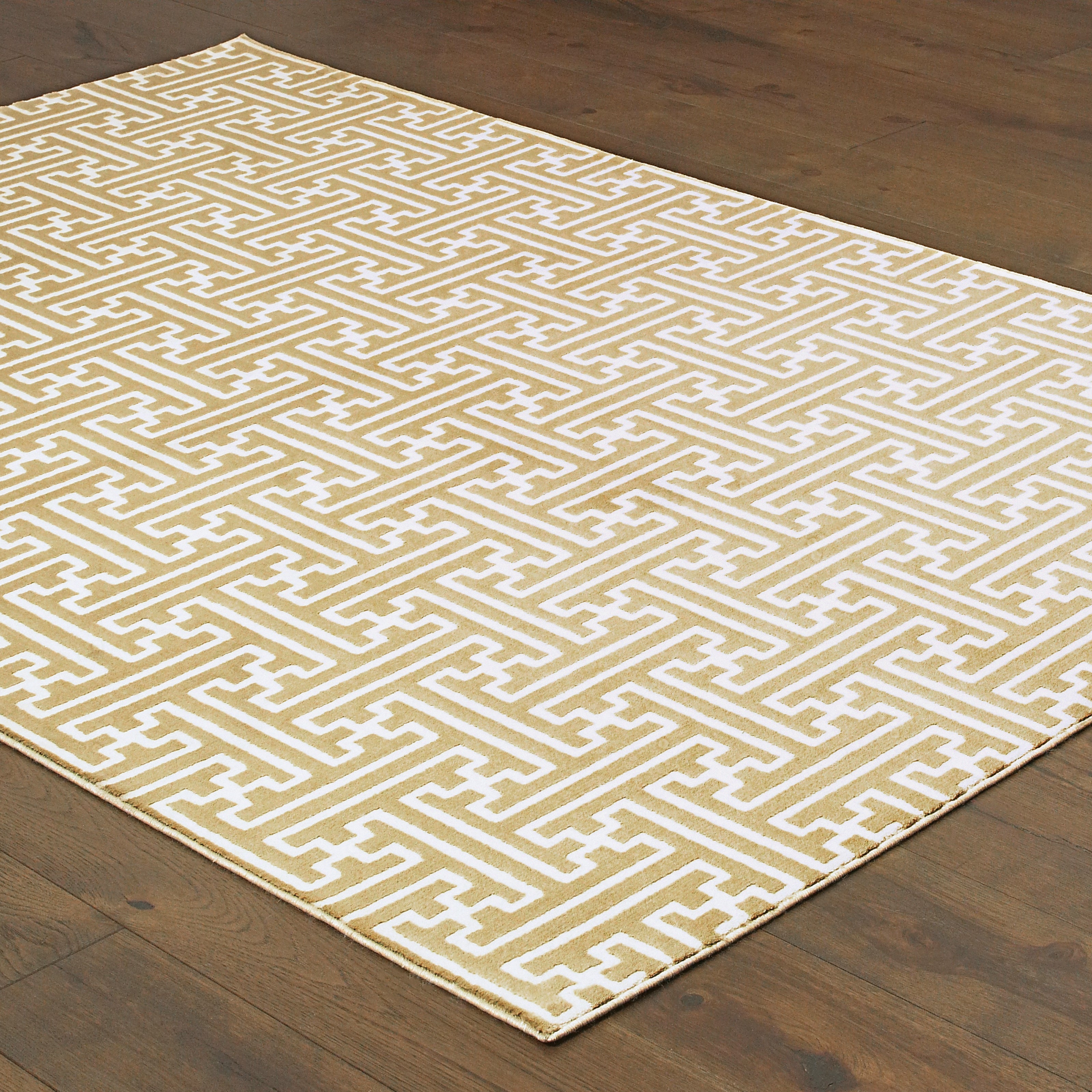Oriental Weavers Bowen 1333Y soft transitional rug featuring textured design in gold/ ivory tones