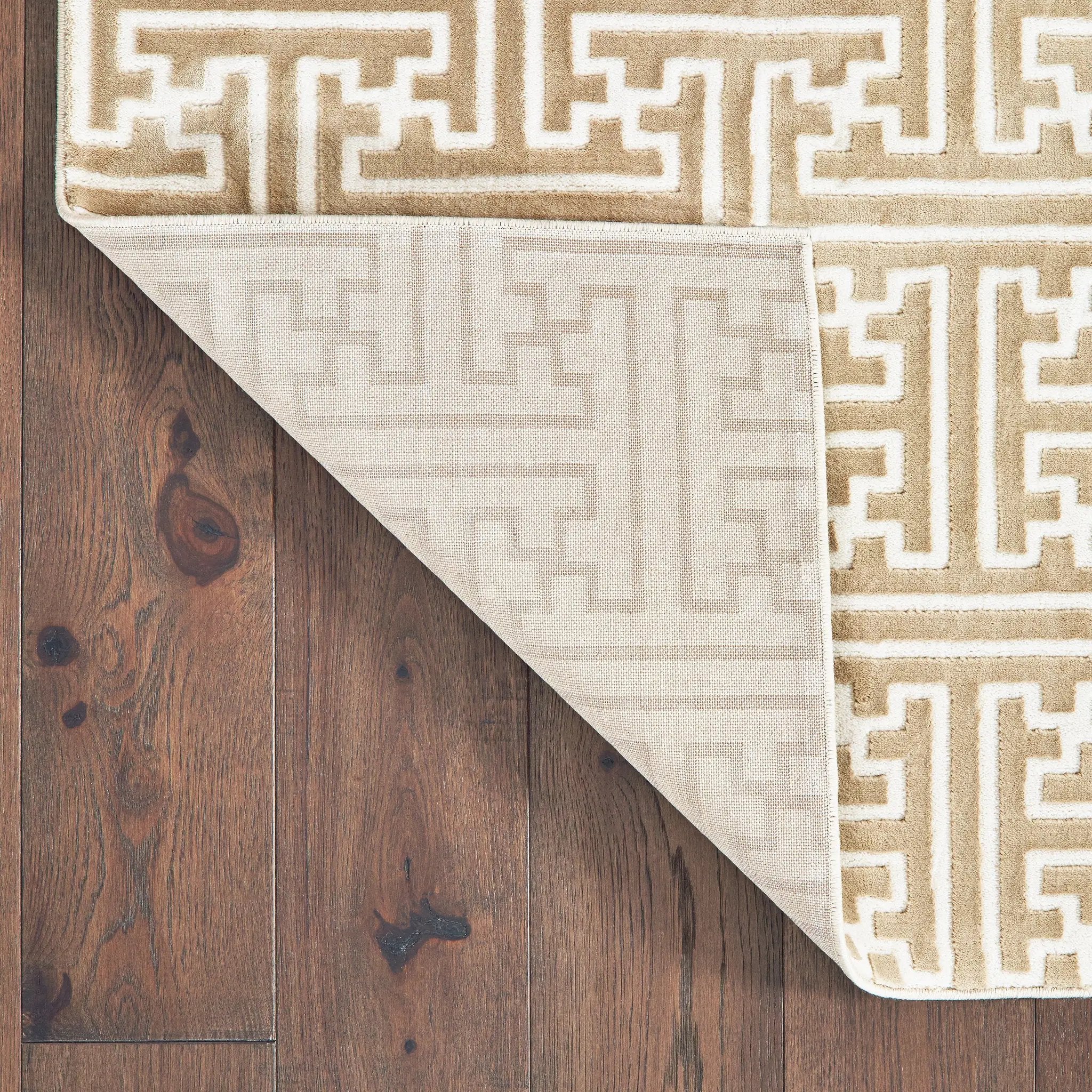 Bowen 1333Y Gold/ Ivory Area Rug by Oriental Weavers