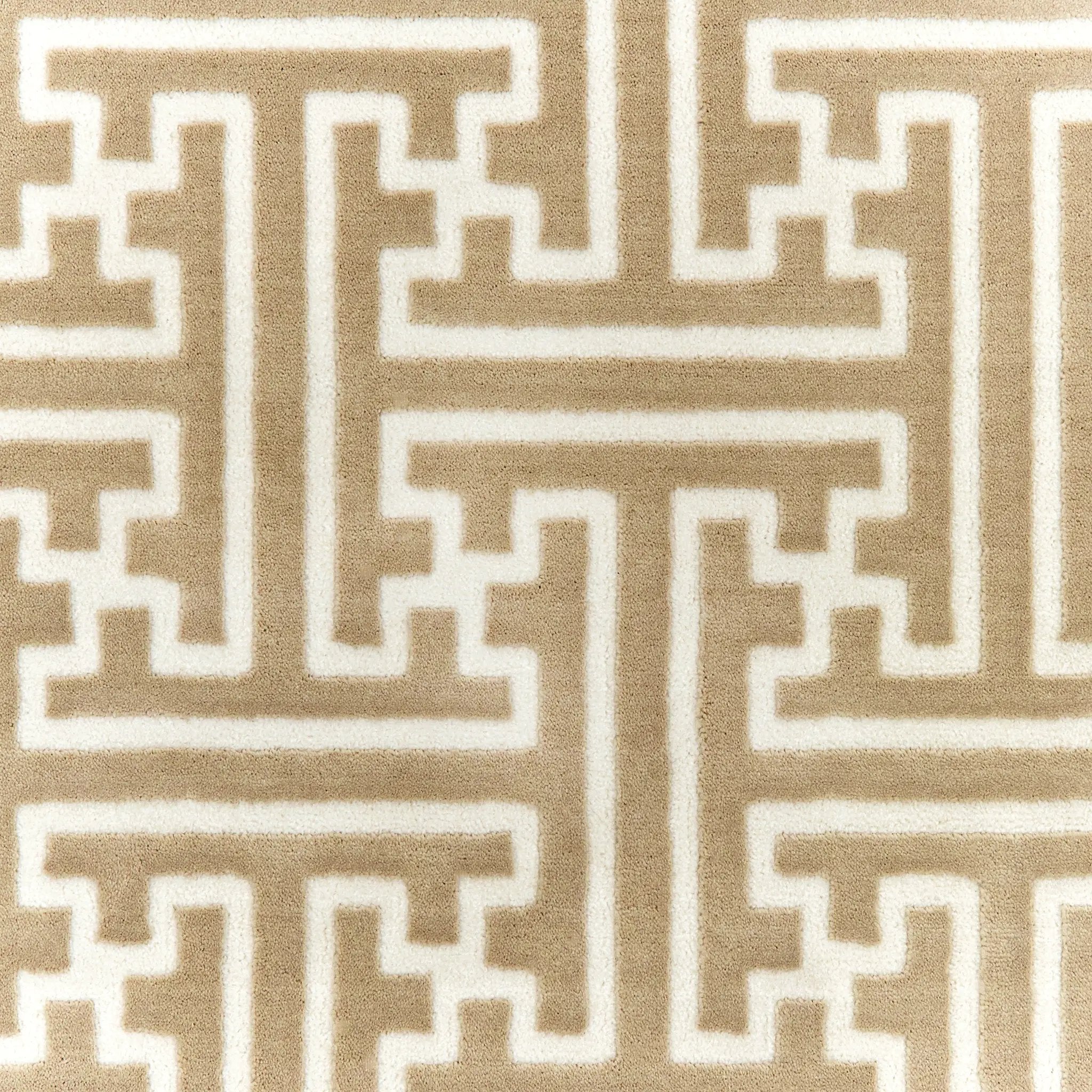 Bowen 1333Y Gold/ Ivory Area Rug by Oriental Weavers