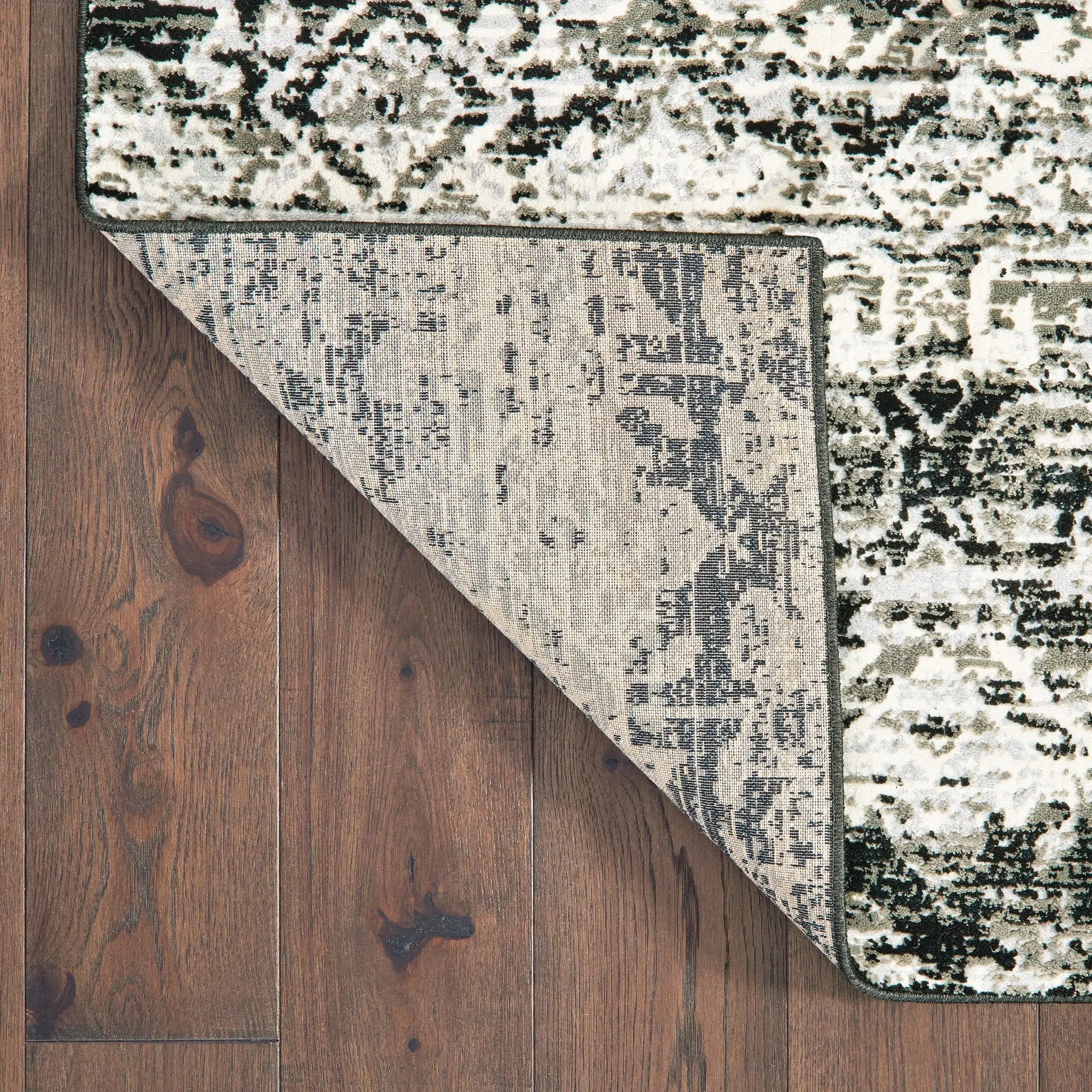 Bowen 042H2 Grey/ Ivory Area Rug by Oriental Weavers