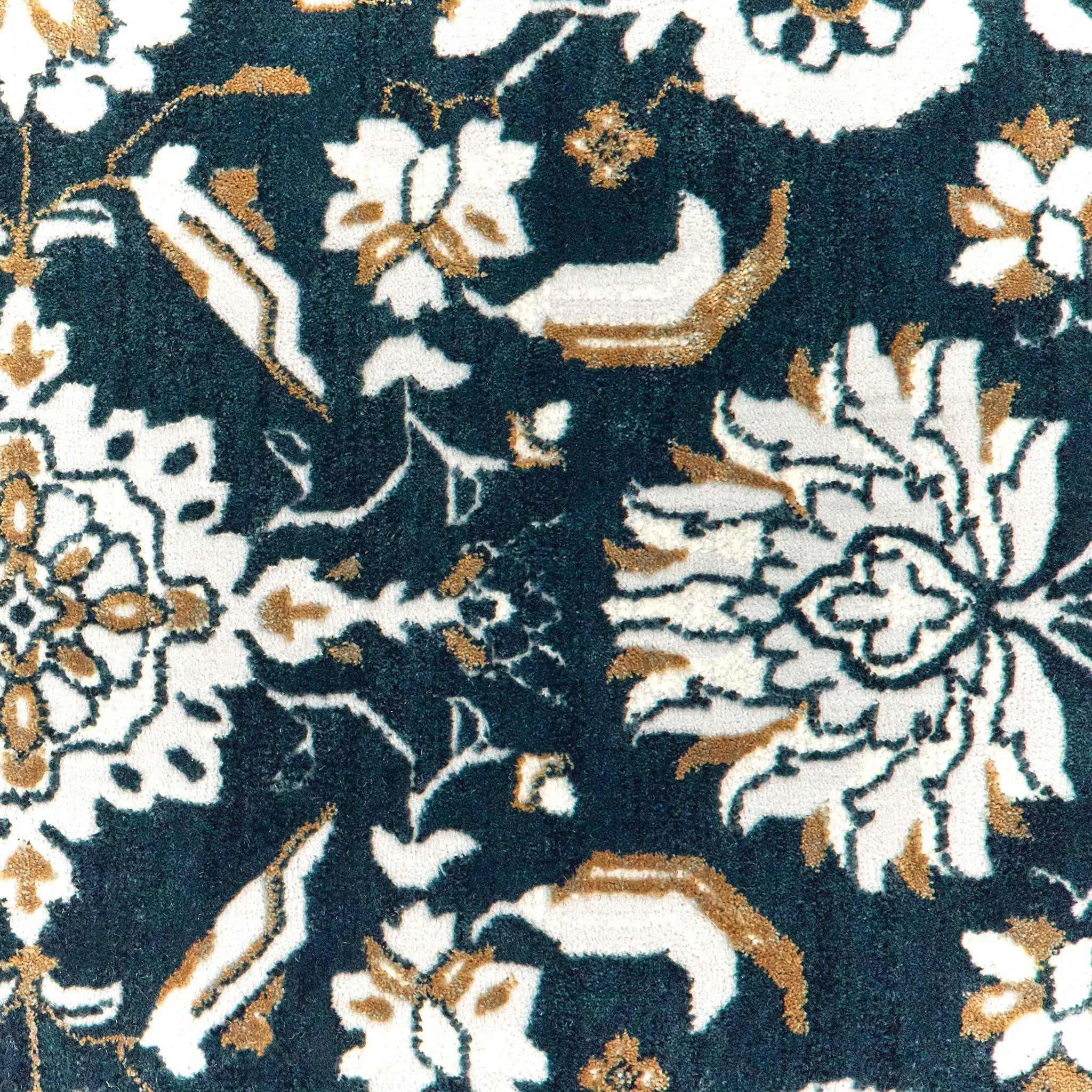 Bowen 534L2 Navy/ Gold Area Rug by Oriental Weavers