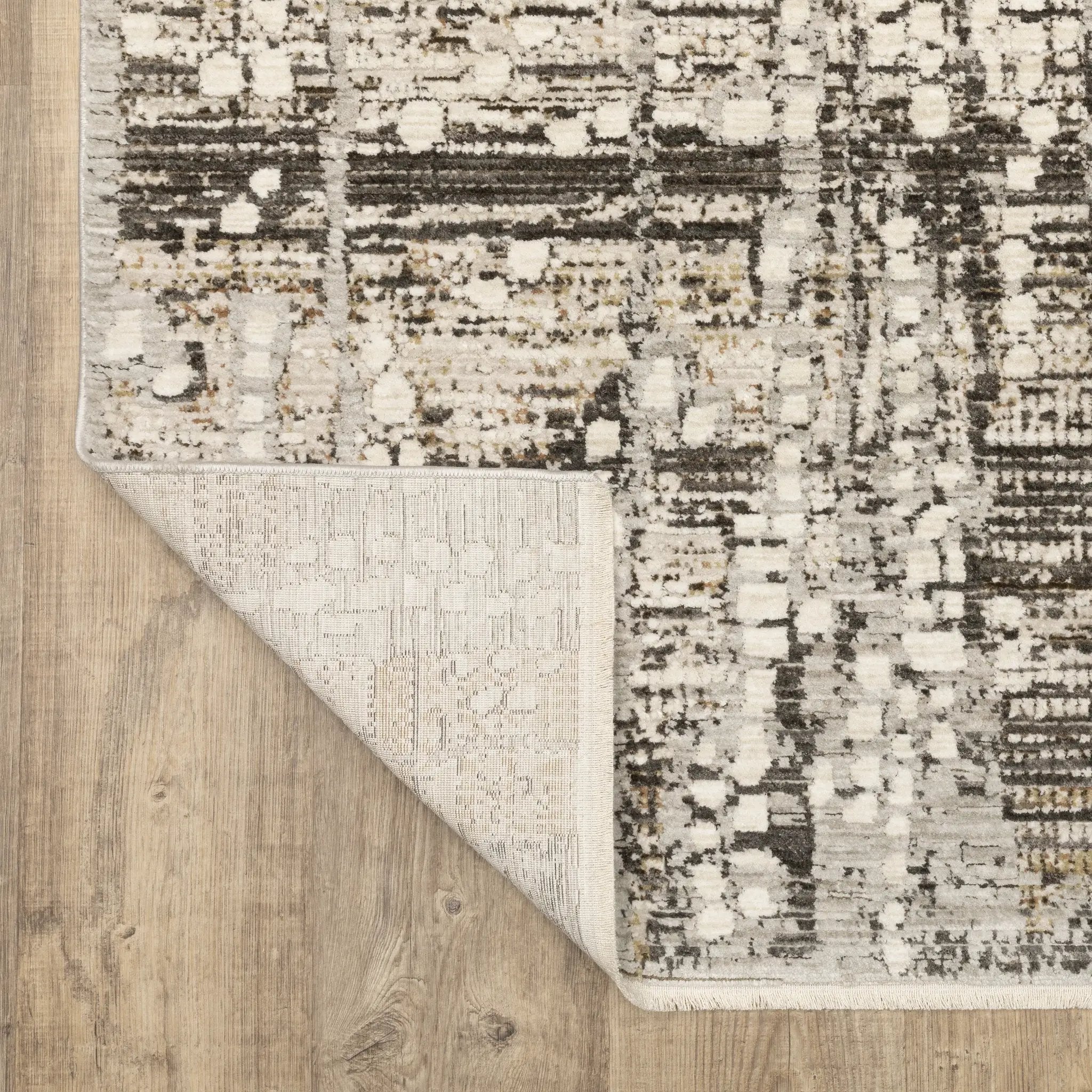 Branigan BRG01 Ivory / Brown Area Rug by Oriental Weavers
