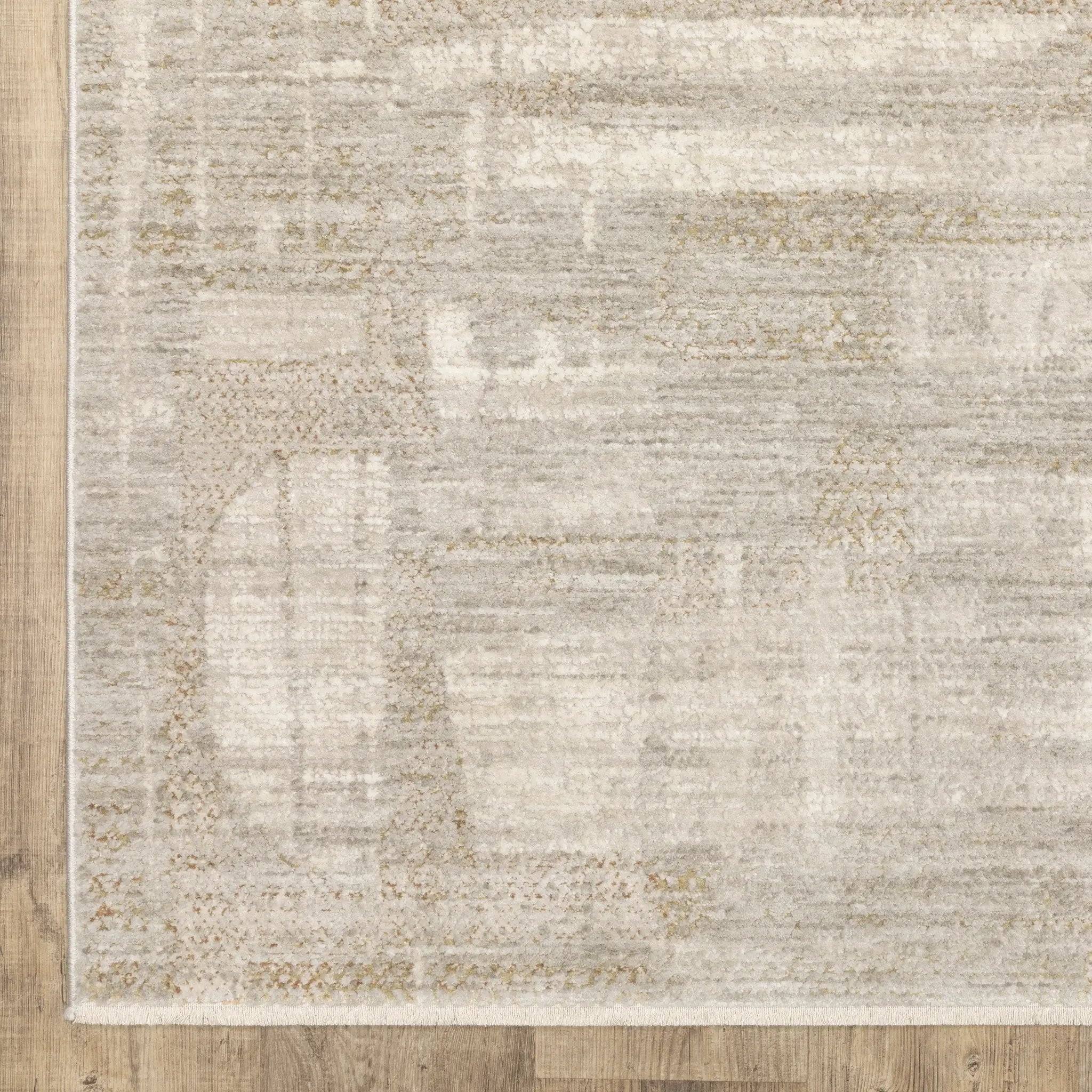 Branigan BRG04 Ivory / Gold Area Rug by Oriental Weavers