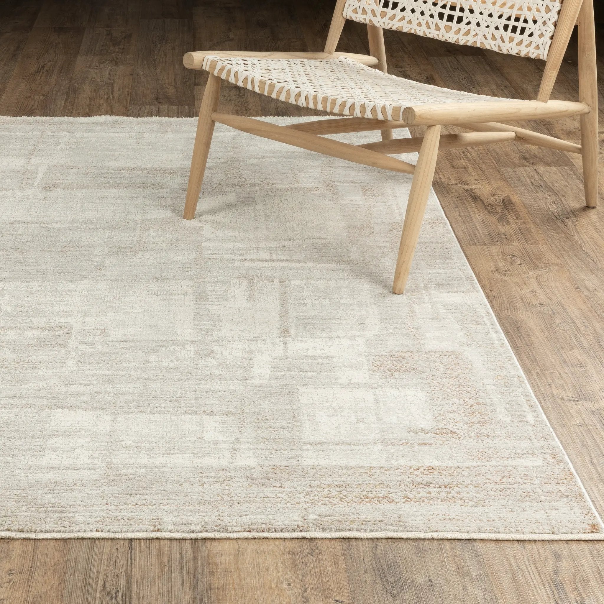 Branigan BRG04 Ivory / Gold Area Rug by Oriental Weavers