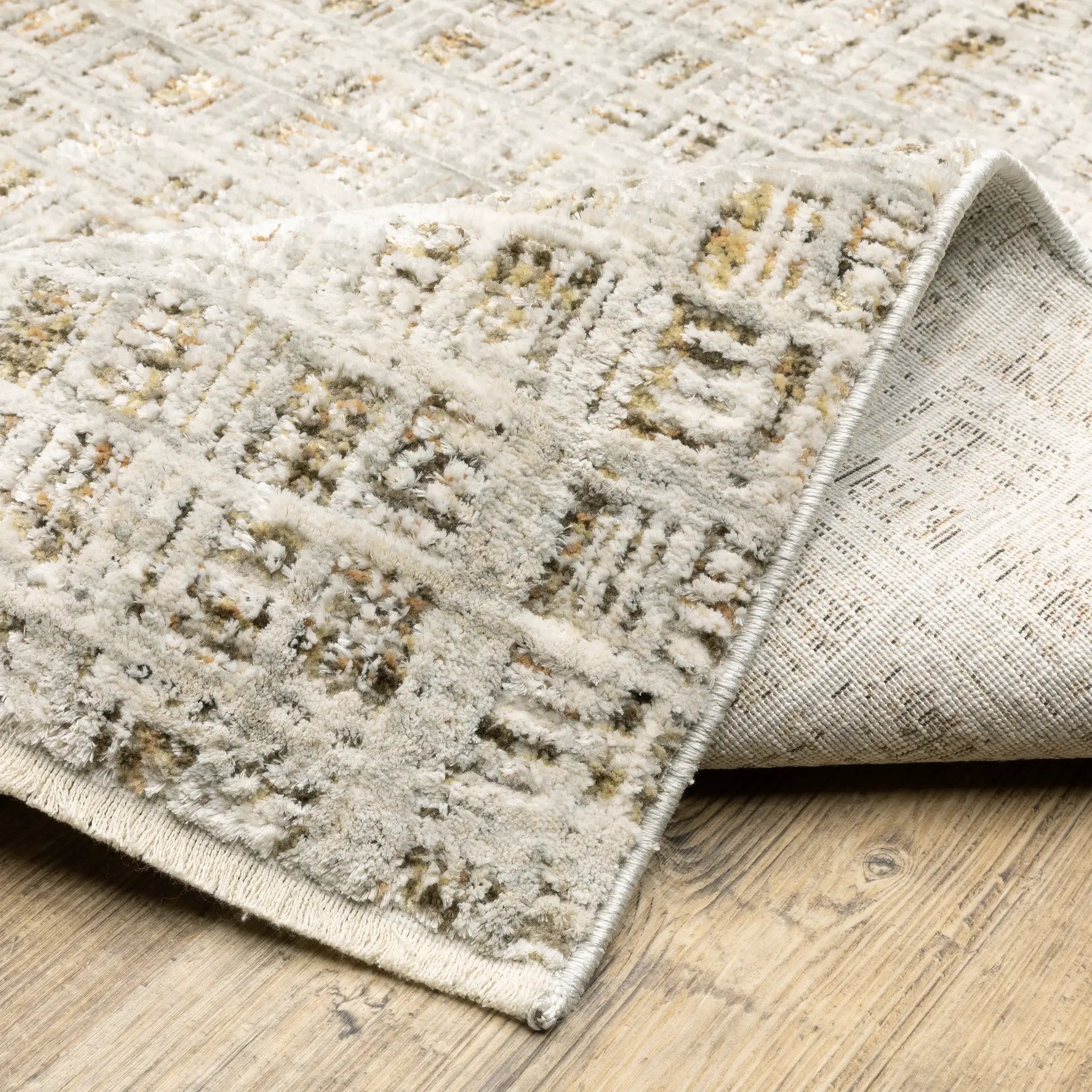 Branigan BRG07 Ivory / Brown Area Rug by Oriental Weavers