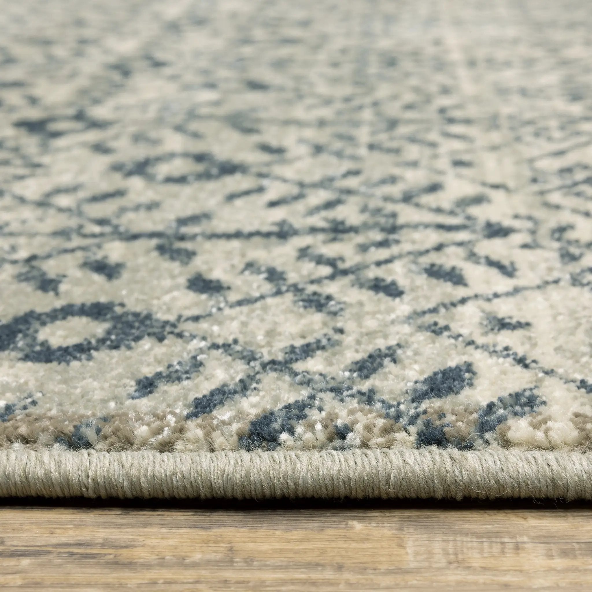 Branson BR02A Blue/ Beige Area Rug by Oriental Weavers