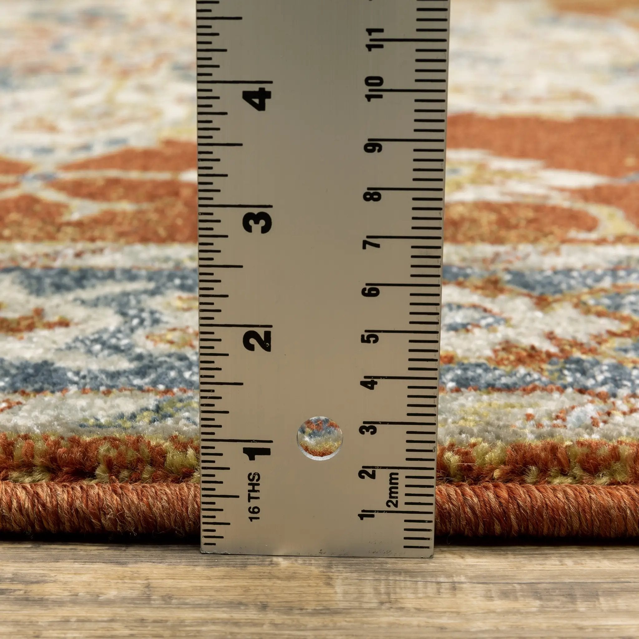 Branson BR04A Rust/ Beige Area Rug by Oriental Weavers