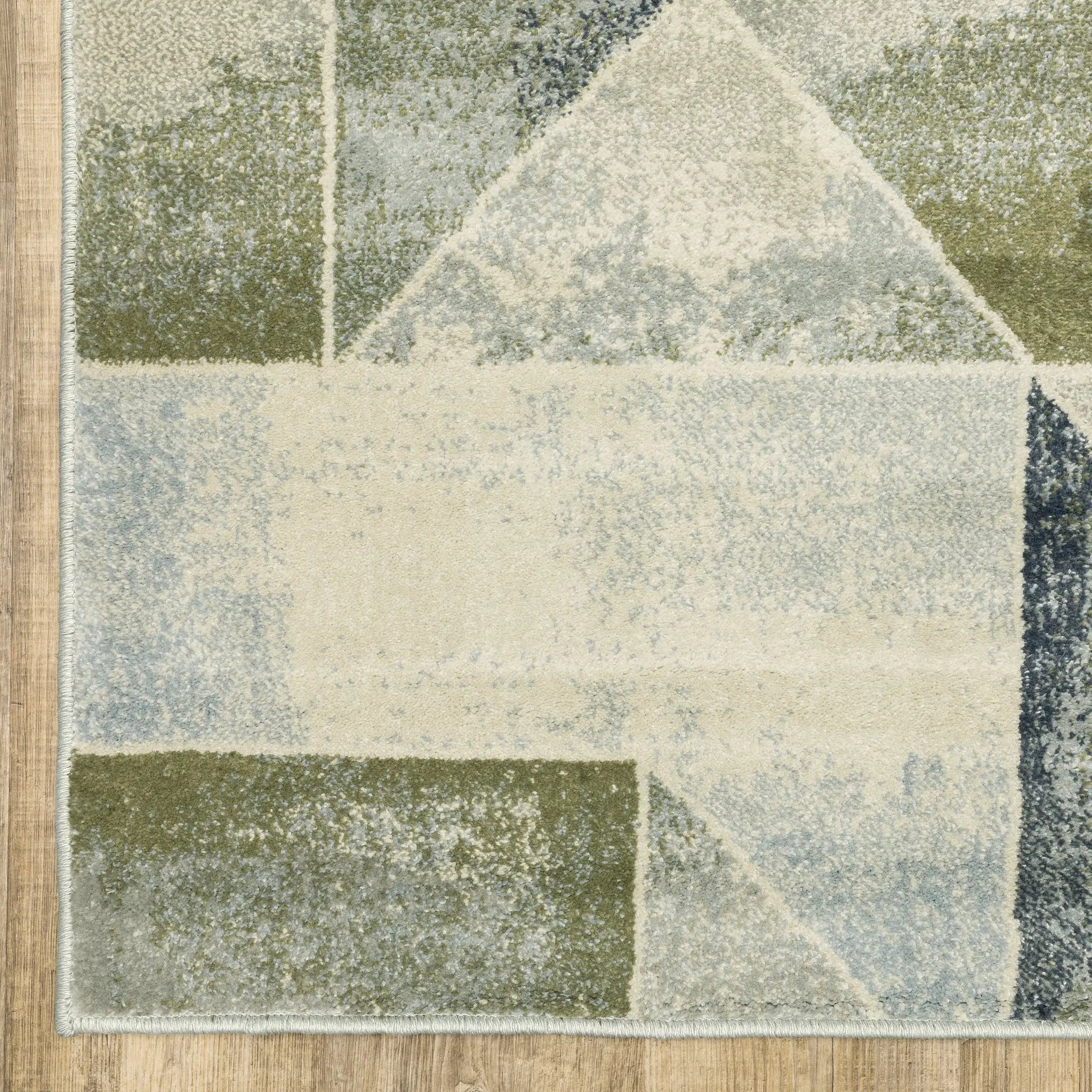 Branson BR10A Blue/ Green Area Rug by Oriental Weavers