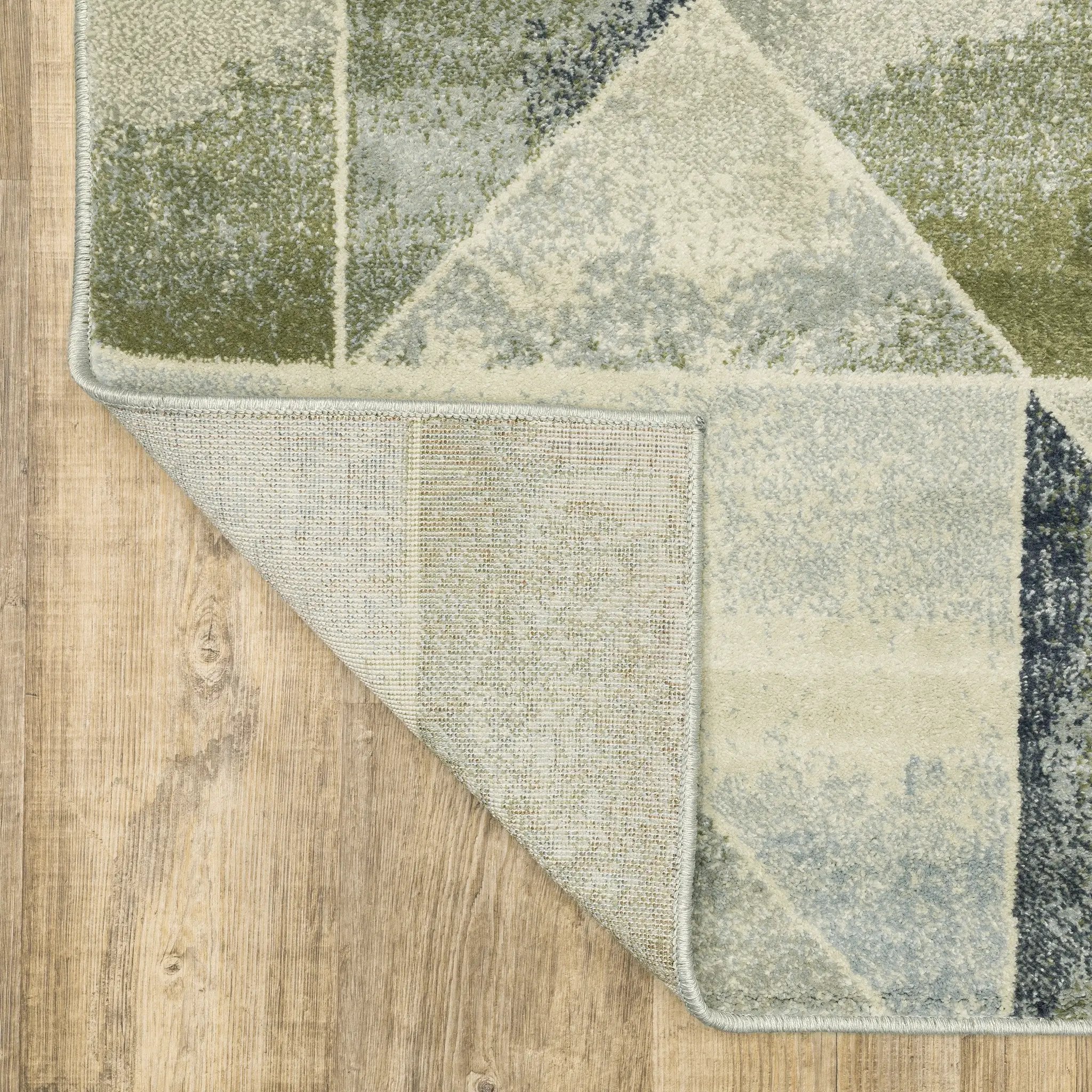 Branson BR10A Blue/ Green Area Rug by Oriental Weavers