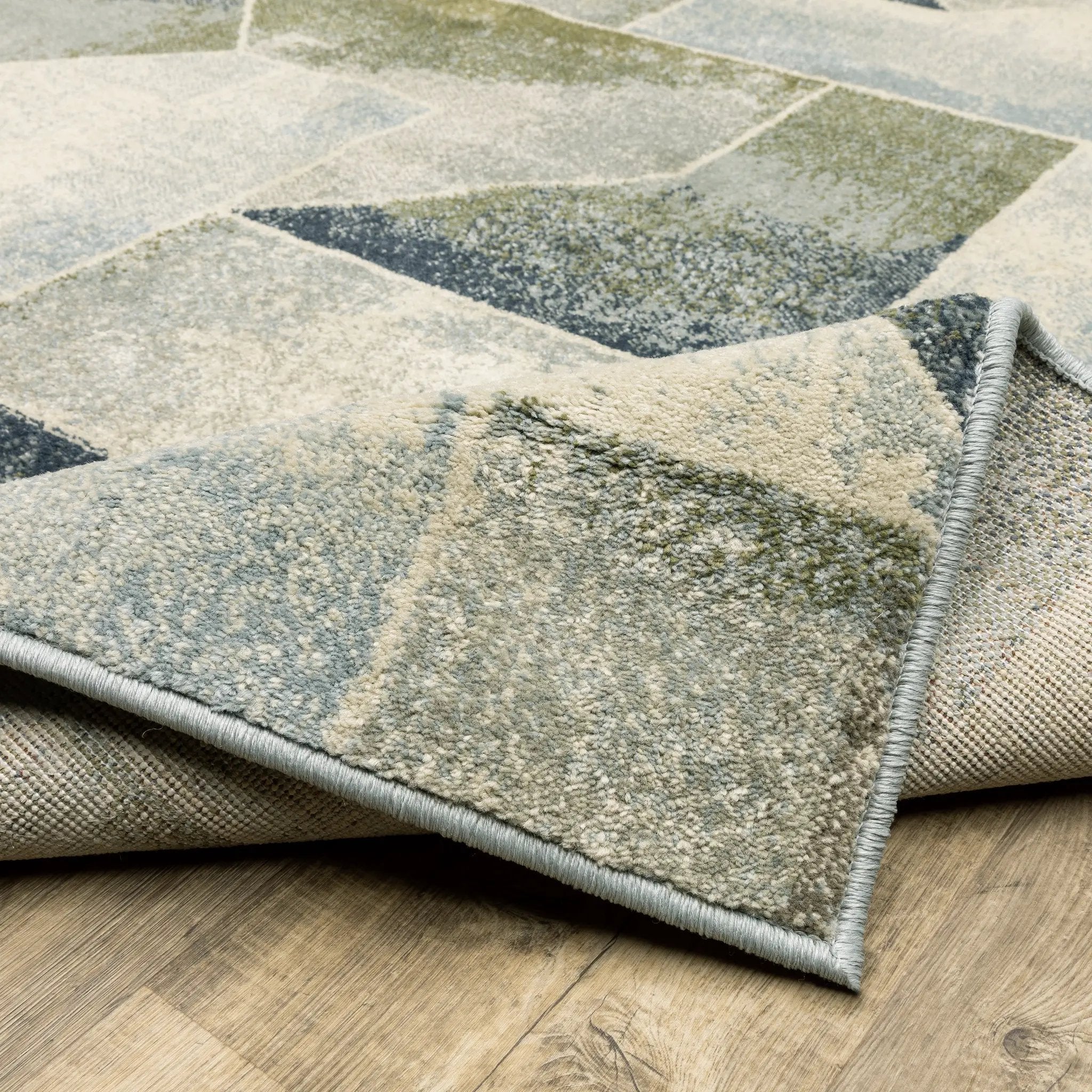 Branson BR10A Blue/ Green Area Rug by Oriental Weavers