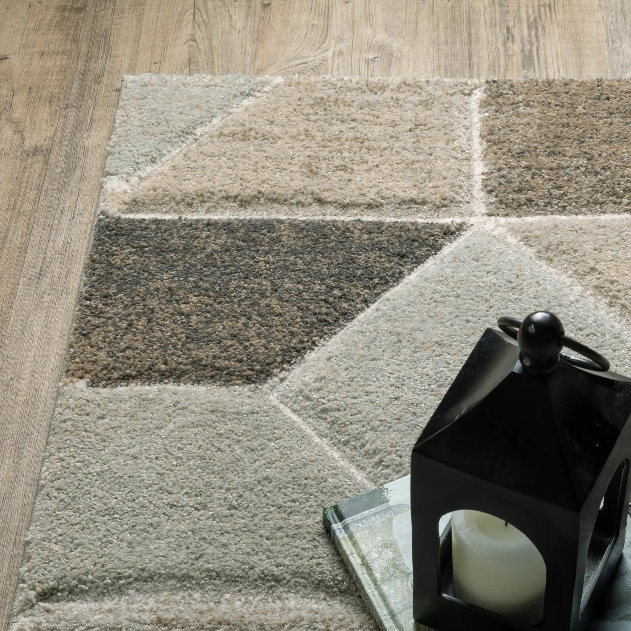 Cambria 004L2 Grey/ Brown Area Rug by Oriental Weavers