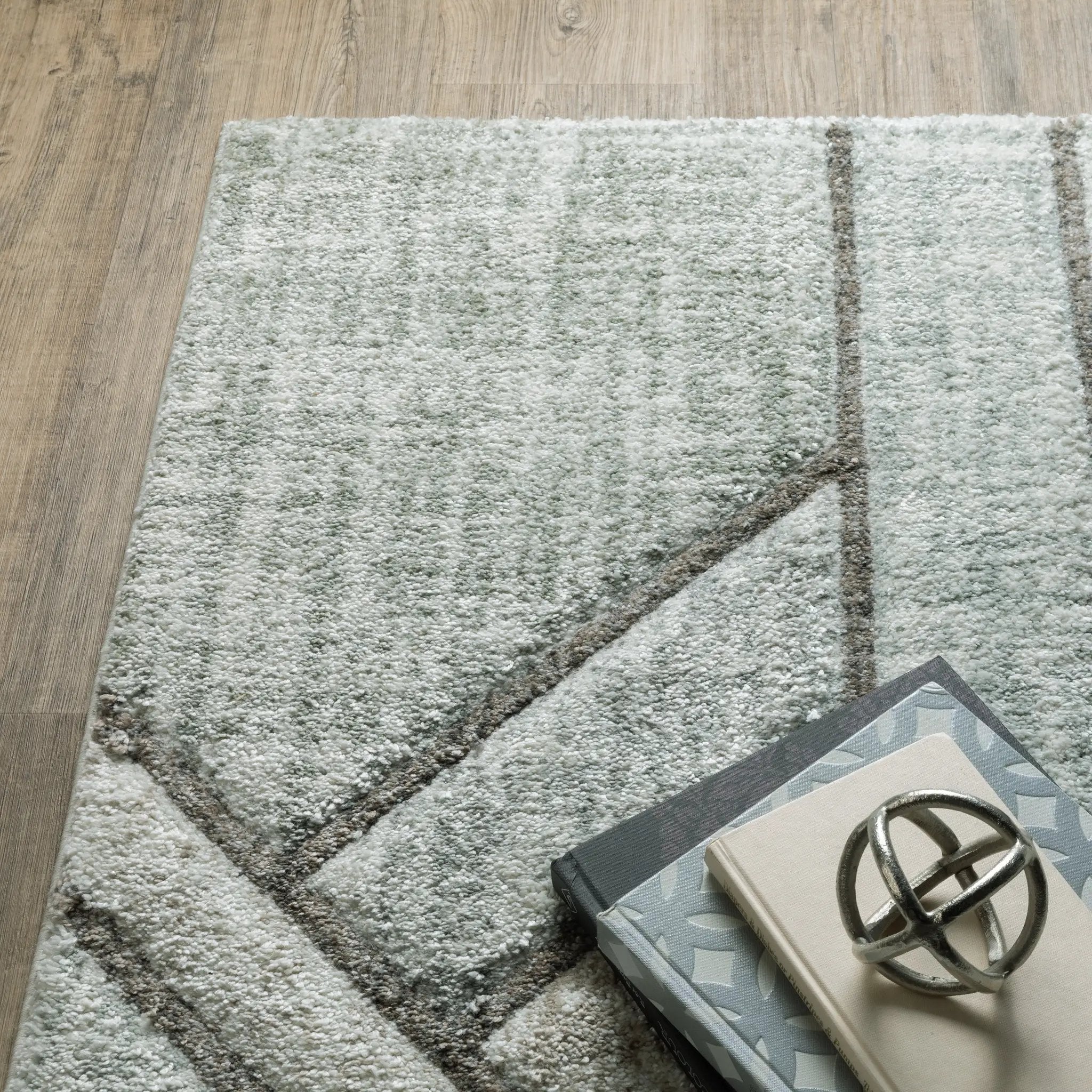 Cambria 5569B Grey/ Beige Area Rug by Oriental Weavers