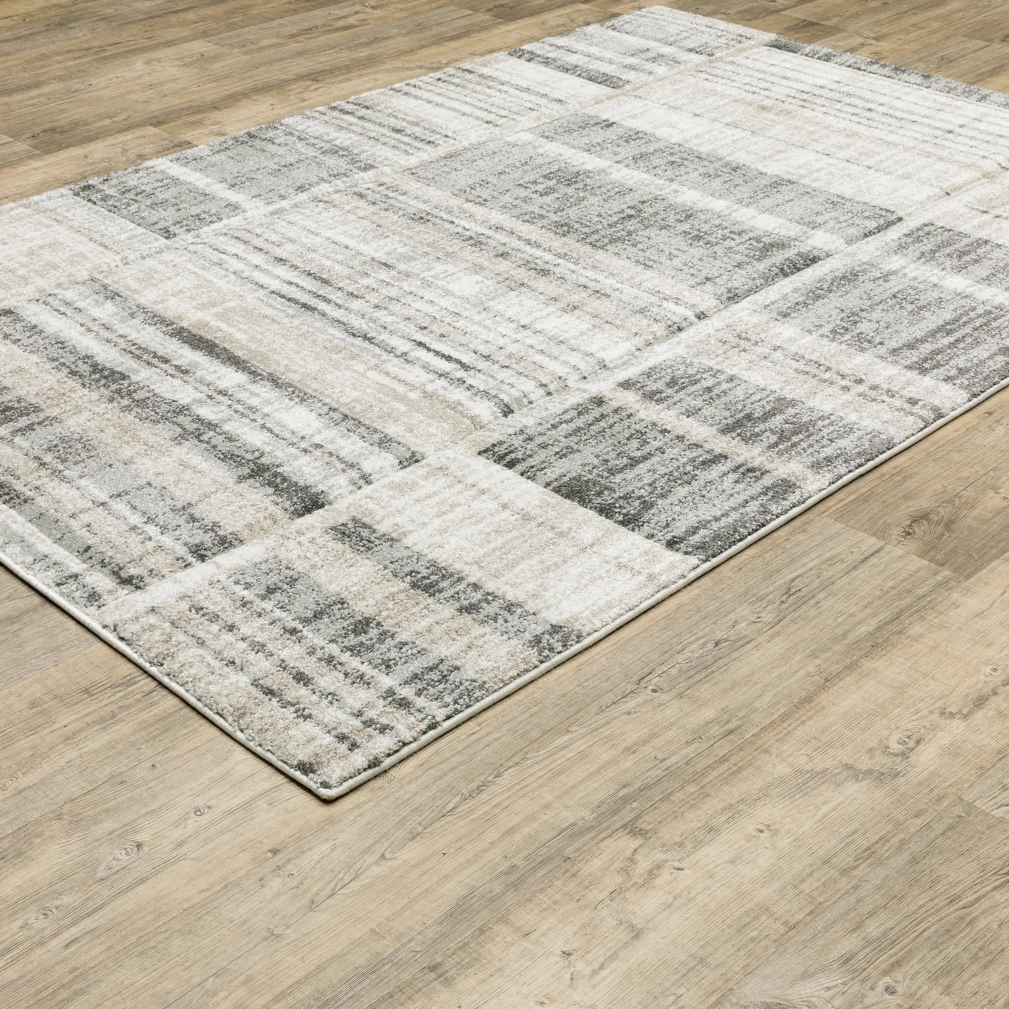 Cambria 055X2 Tan/ Charcoal Area Rug by Oriental Weavers