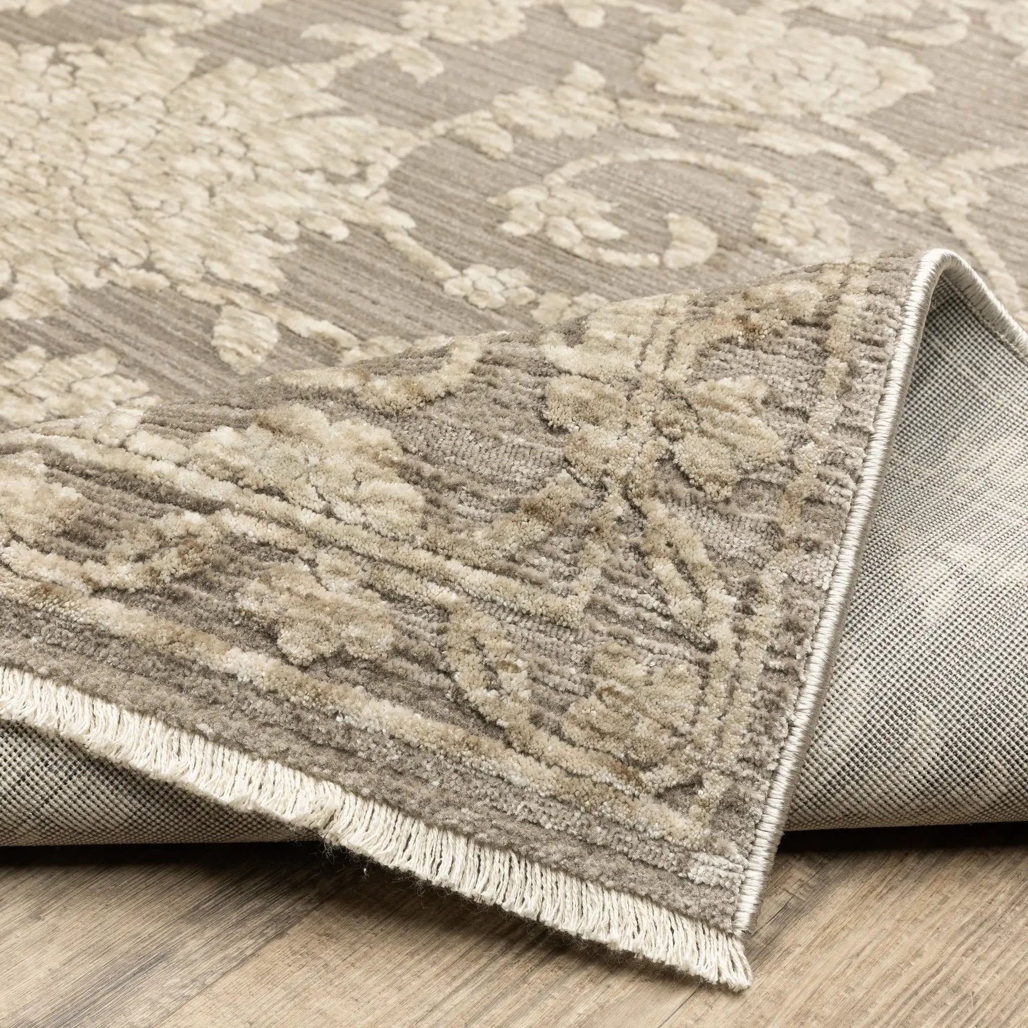 Capella CAP09 Grey/ Beige Area Rug by Oriental Weavers