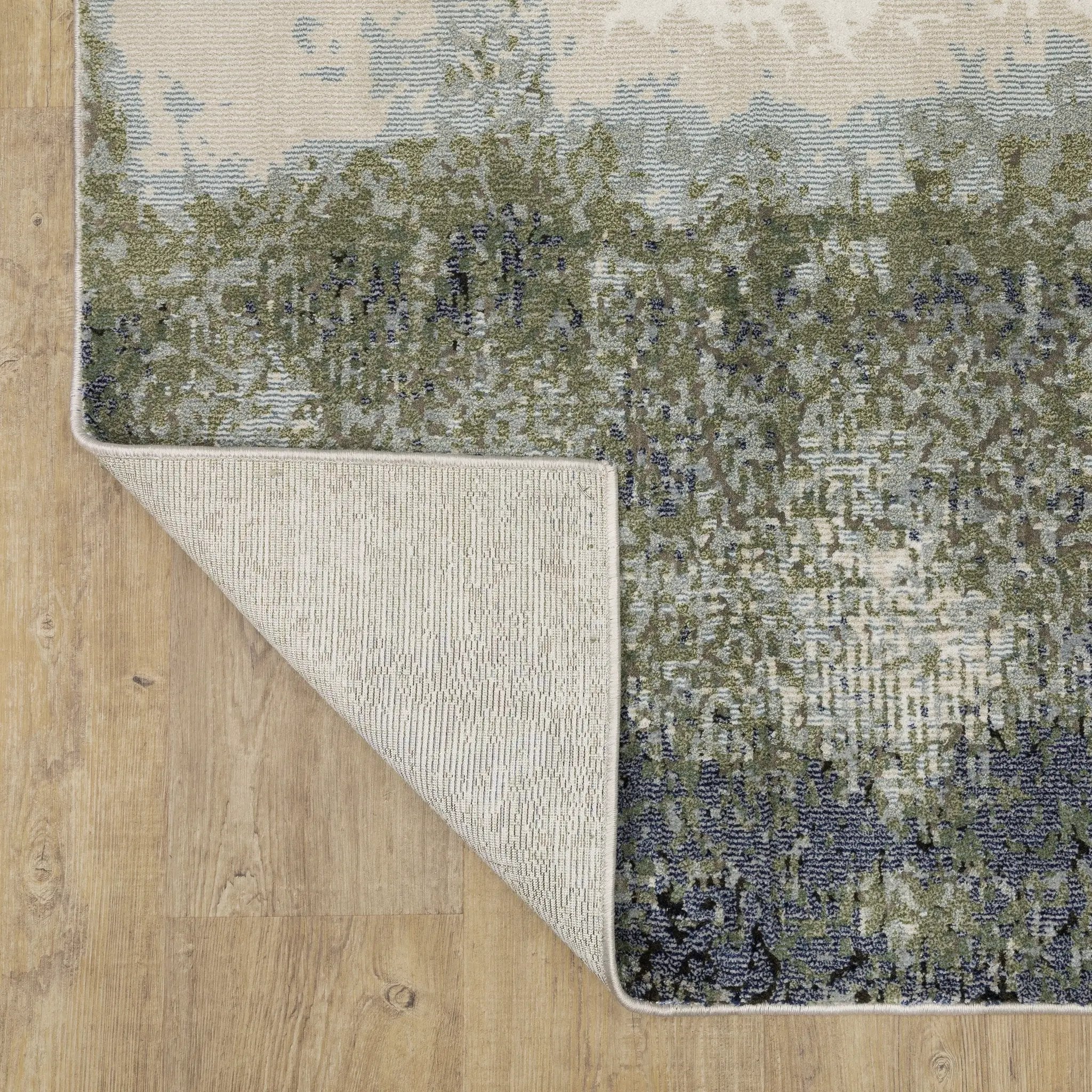 Caravan 5571H Blue/ Green Area Rug by Oriental Weavers