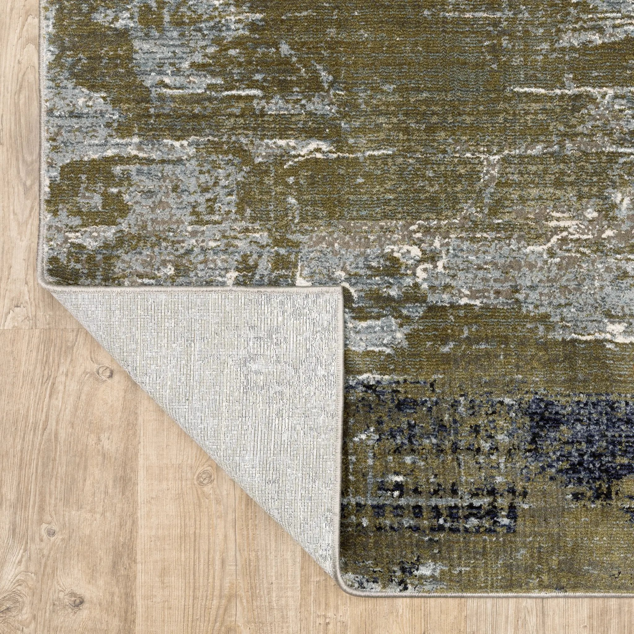 Caravan 8020L Blue/ Green Area Rug by Oriental Weavers