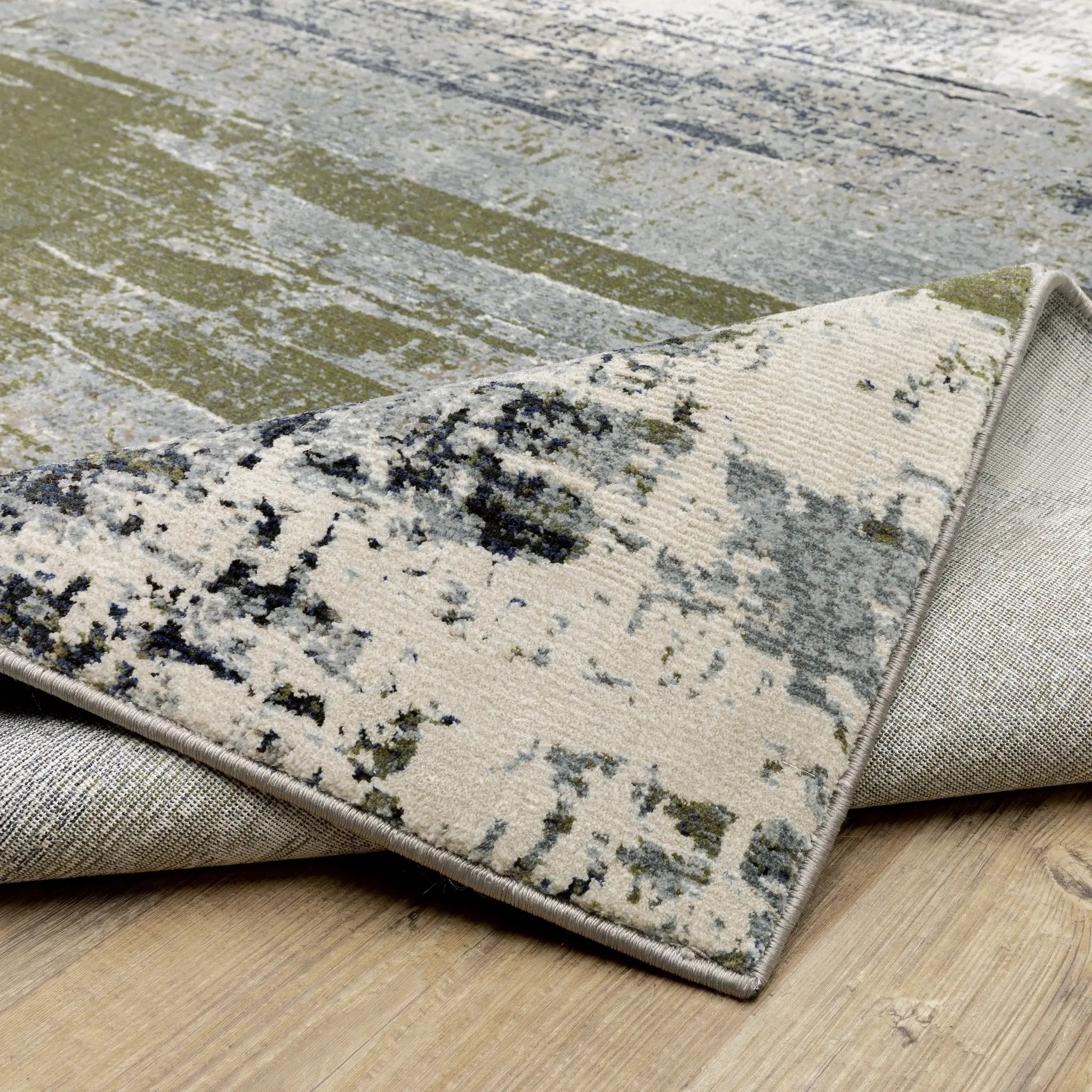 Caravan 8020L Blue/ Green Area Rug by Oriental Weavers