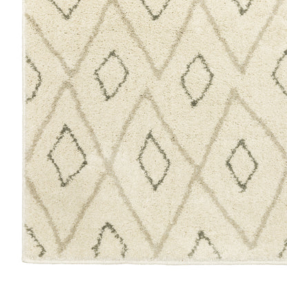 Oriental Weavers Carson 3943G plush traditional rug featuring abstract pattern in ivory/ sand tones