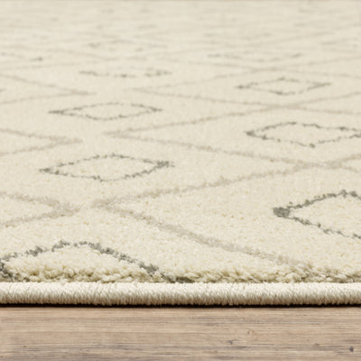 Oriental Weavers Carson 3943G plush traditional rug featuring abstract pattern in ivory/ sand tones
