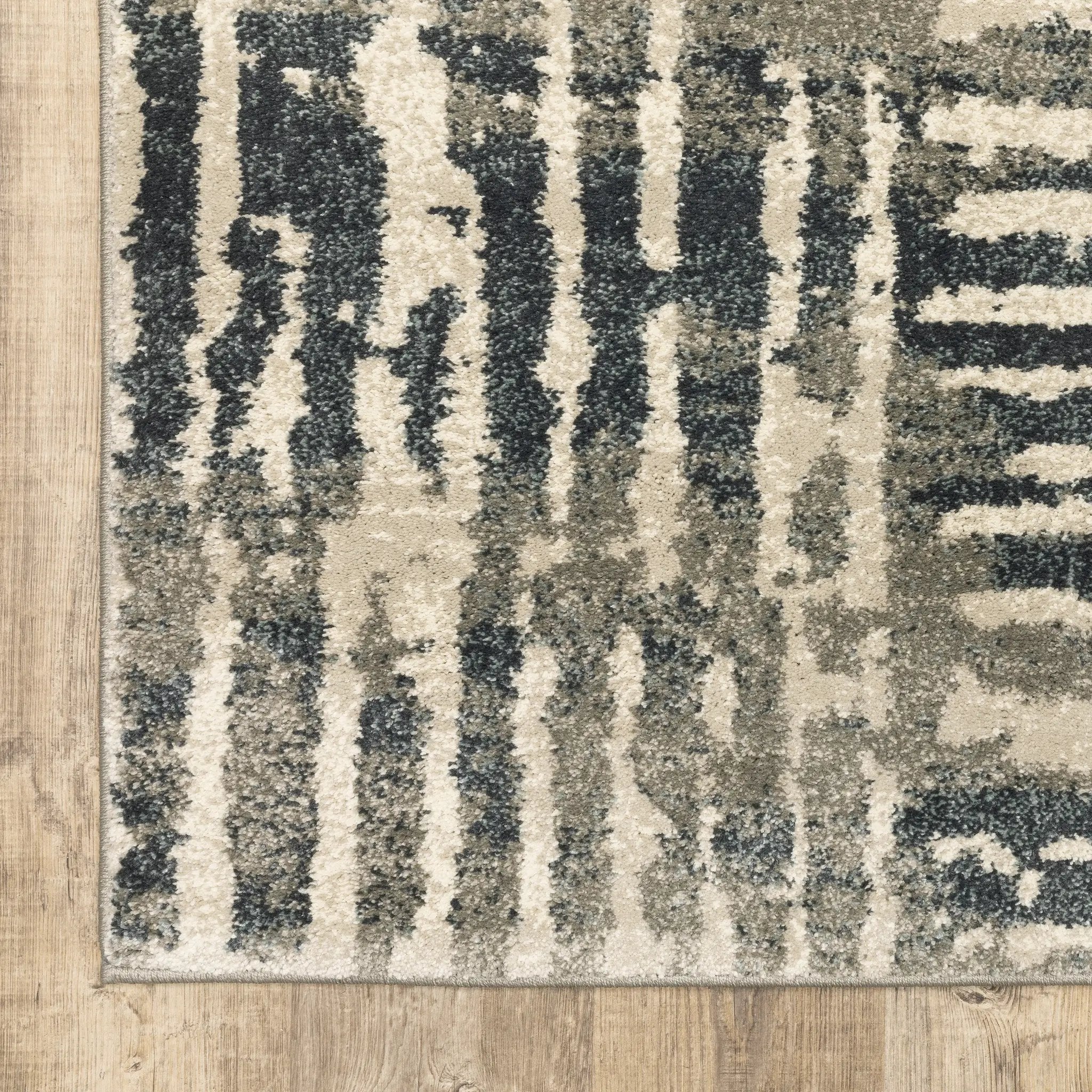 Carson 0745C Blue/ Beige Area Rug by Oriental Weavers