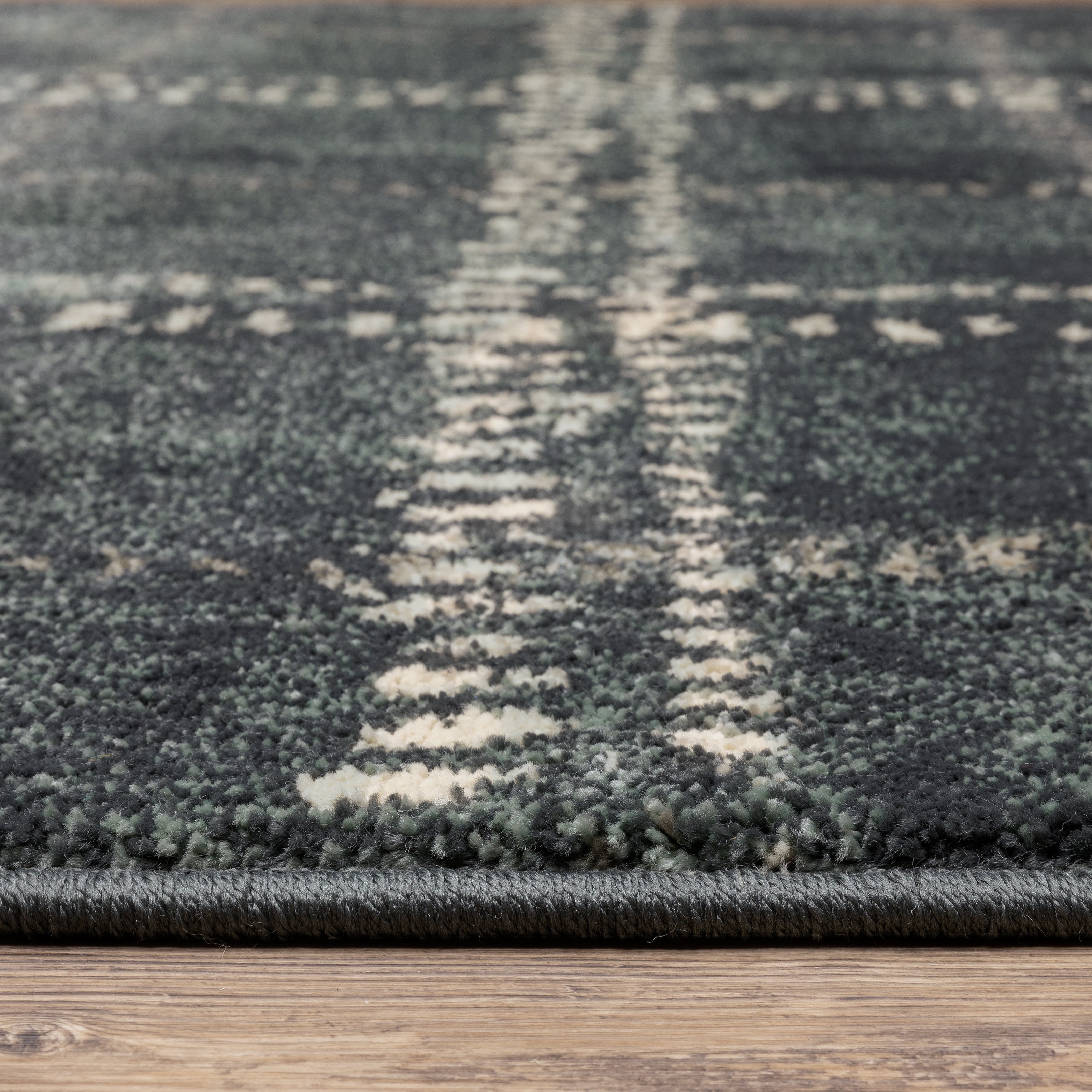 Oriental Weavers Carson 0746J plush modern rug featuring abstract pattern in blue/ ivory tones