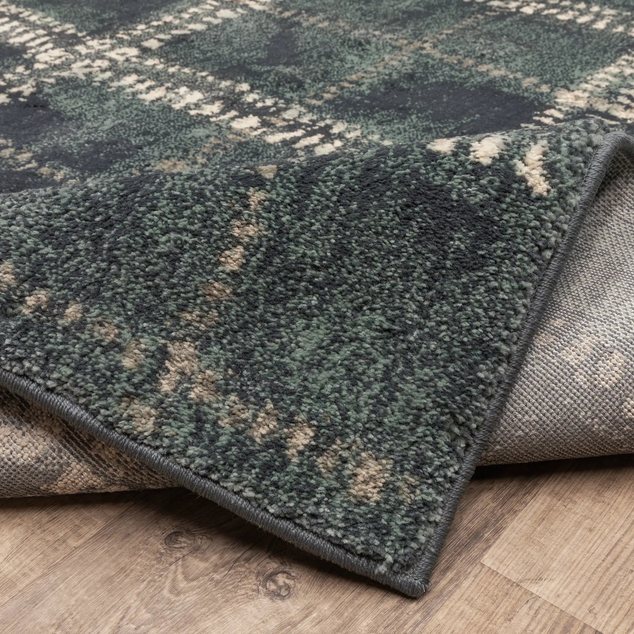 Carson 0746J Blue/ Ivory Area Rug by Oriental Weavers