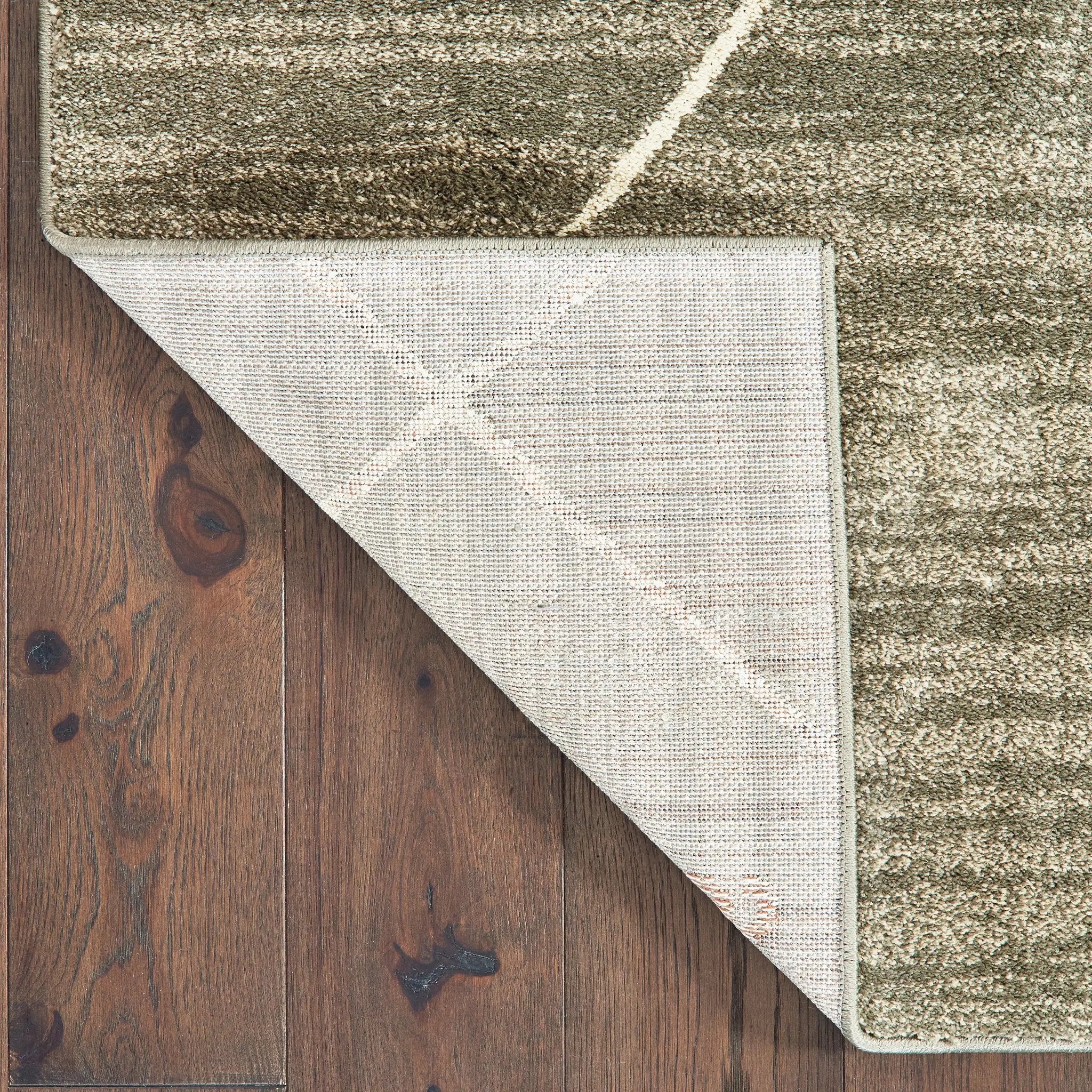 Carson 9661A Grey/ Ivory Area Rug by Oriental Weavers