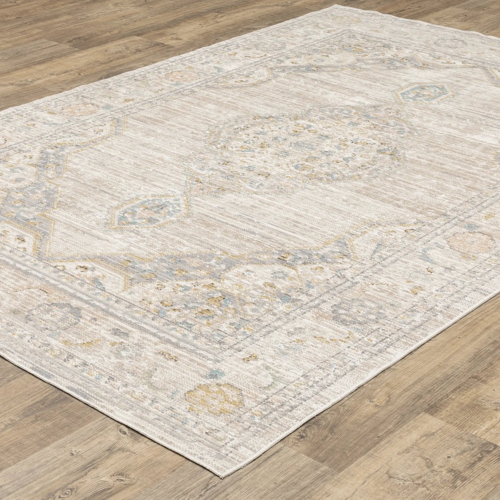 Cavett CAV11 Beige/ Blue Area Rug by Oriental Weavers