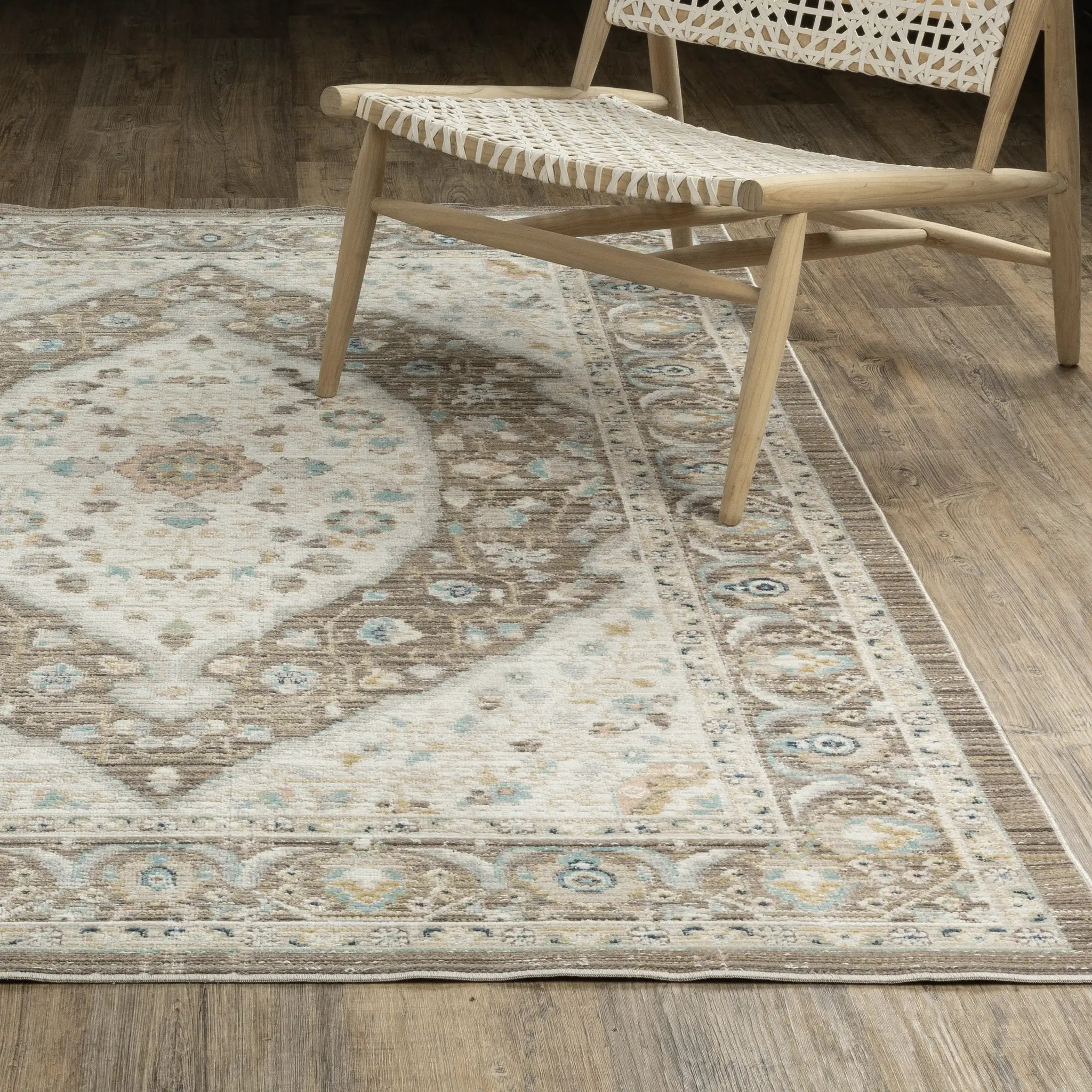 Cavett CAV12 Brown/ Blue Area Rug by Oriental Weavers