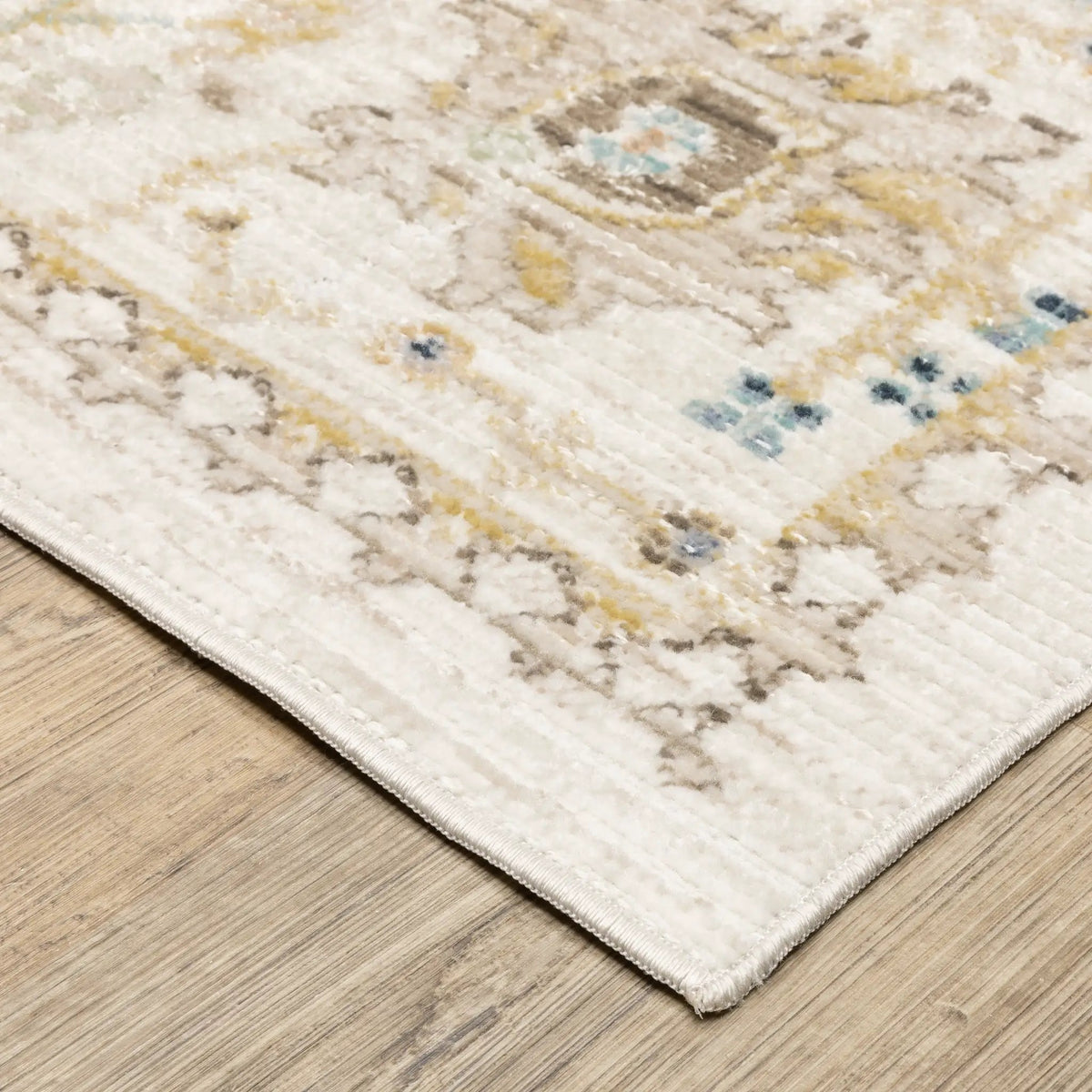 Cavett CAV13 Blue/ Pink Area Rug by Oriental Weavers