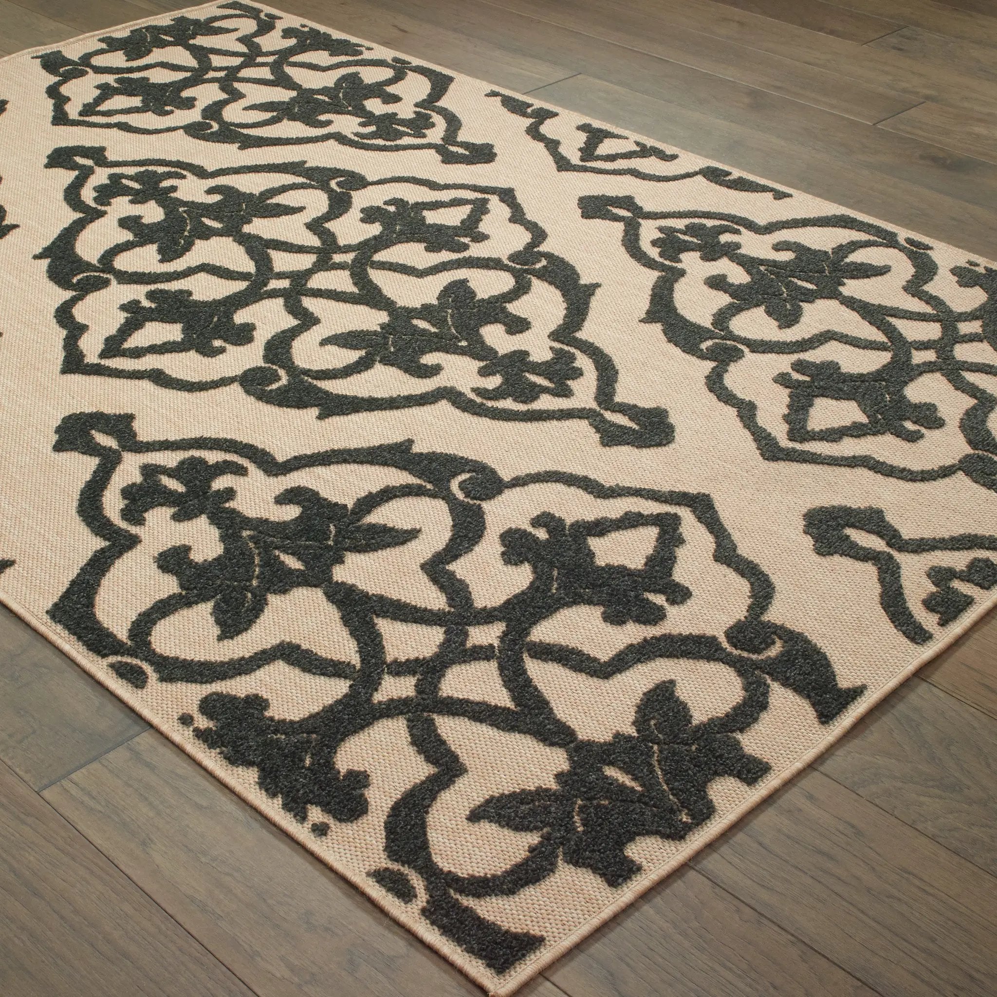 Cayman 001B9 Sand/ Charcoal Area Rug by Oriental Weavers