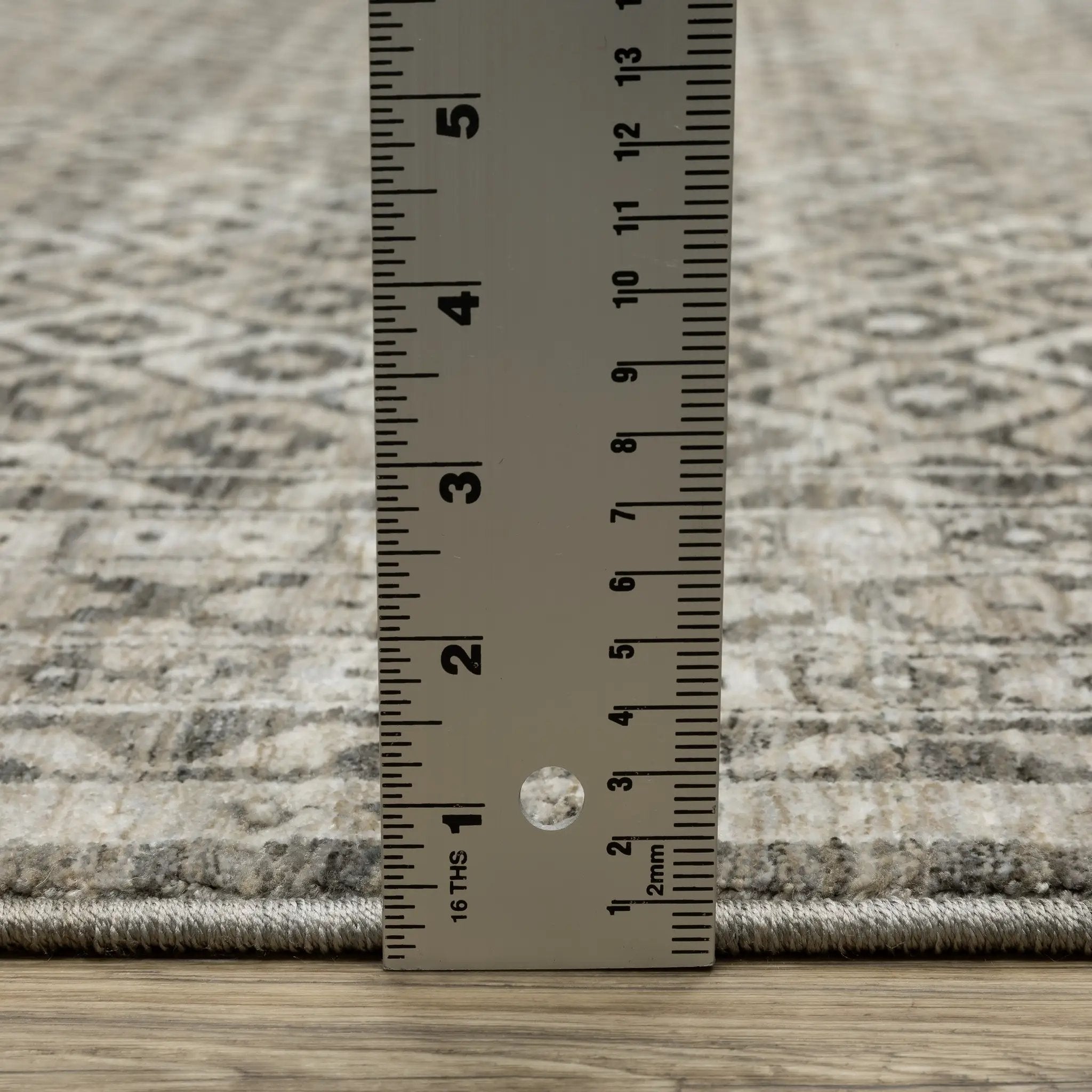 Chamberlain CH03B Grey/ Beige Area Rug by Oriental Weavers